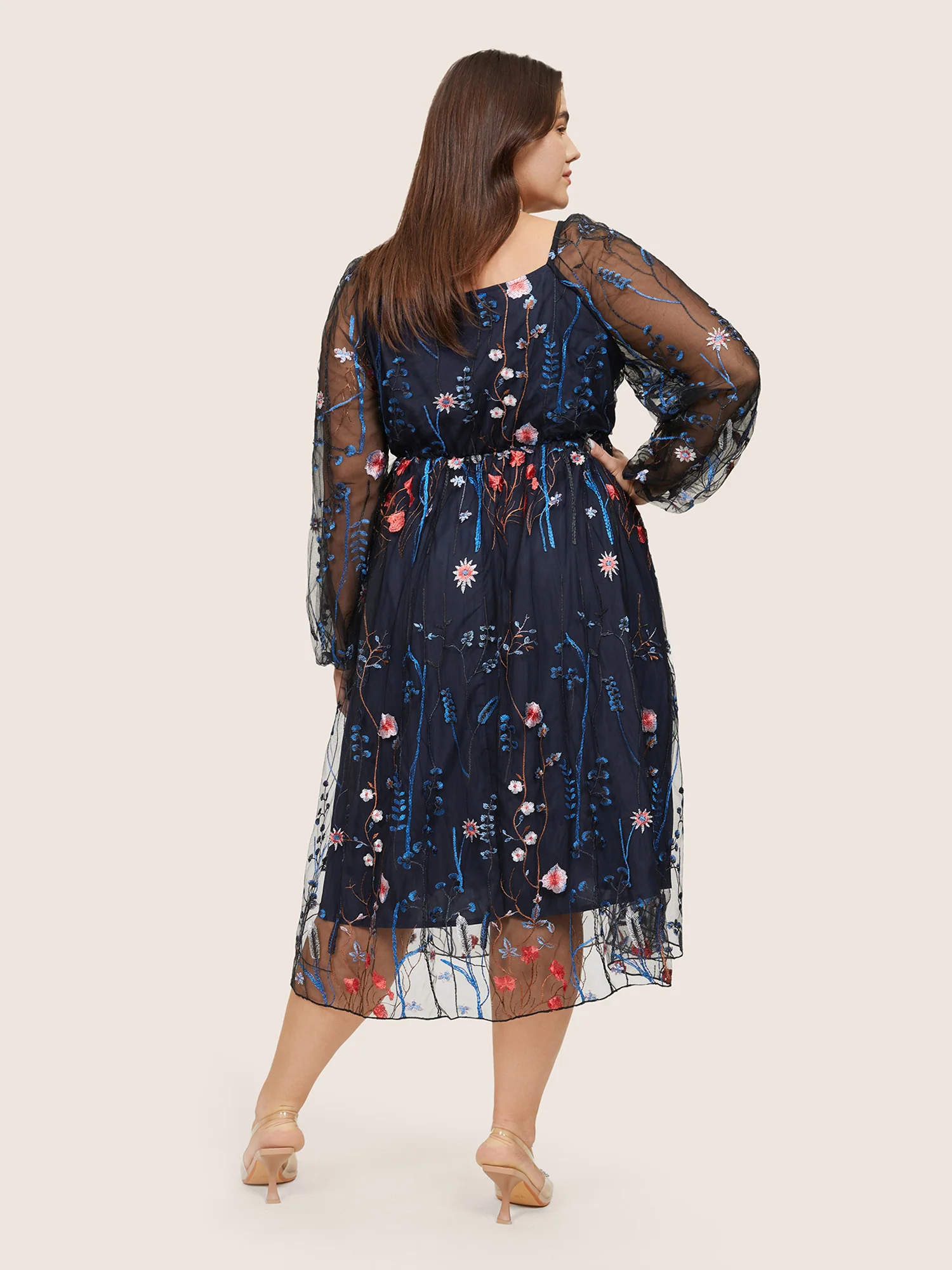Square Neck Embroidered Lace Mesh Lantern Sleeve Dress - Image 4