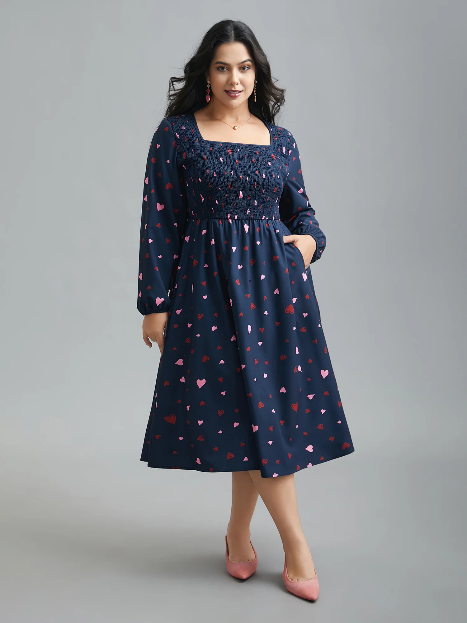 Square Neck Shirred Hearts Midi Dress - Image 4