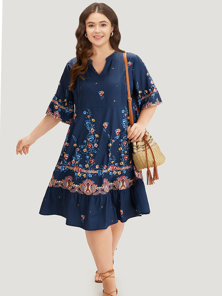 Star & Bandana Print Notched Ruffle Dress - Image 4