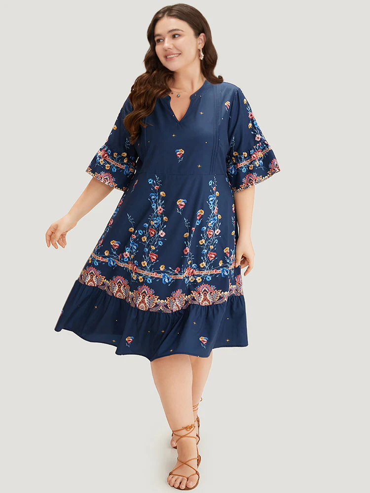 Star & Bandana Print Notched Ruffle Dress - Image 5