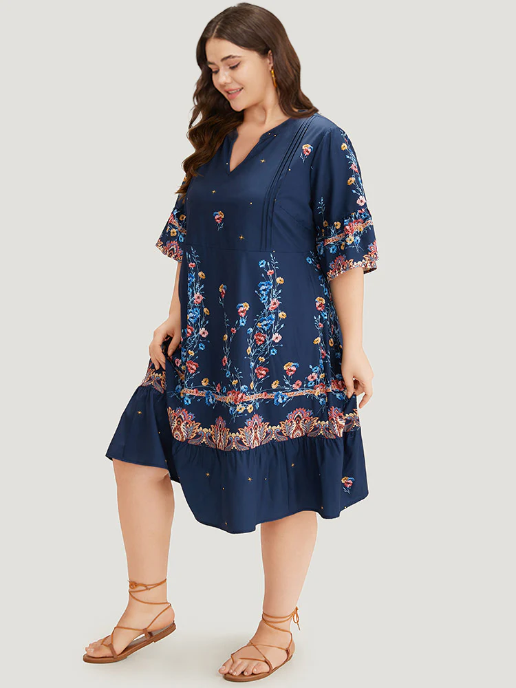 Star & Bandana Print Notched Ruffle Dress - Image 6