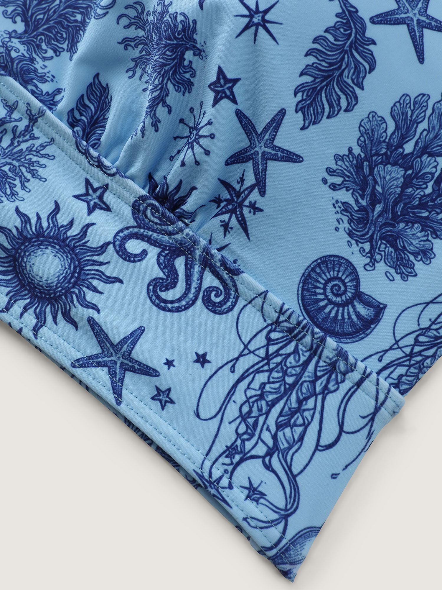 Starfish Print Color Contrast Bikini Top - Image 5