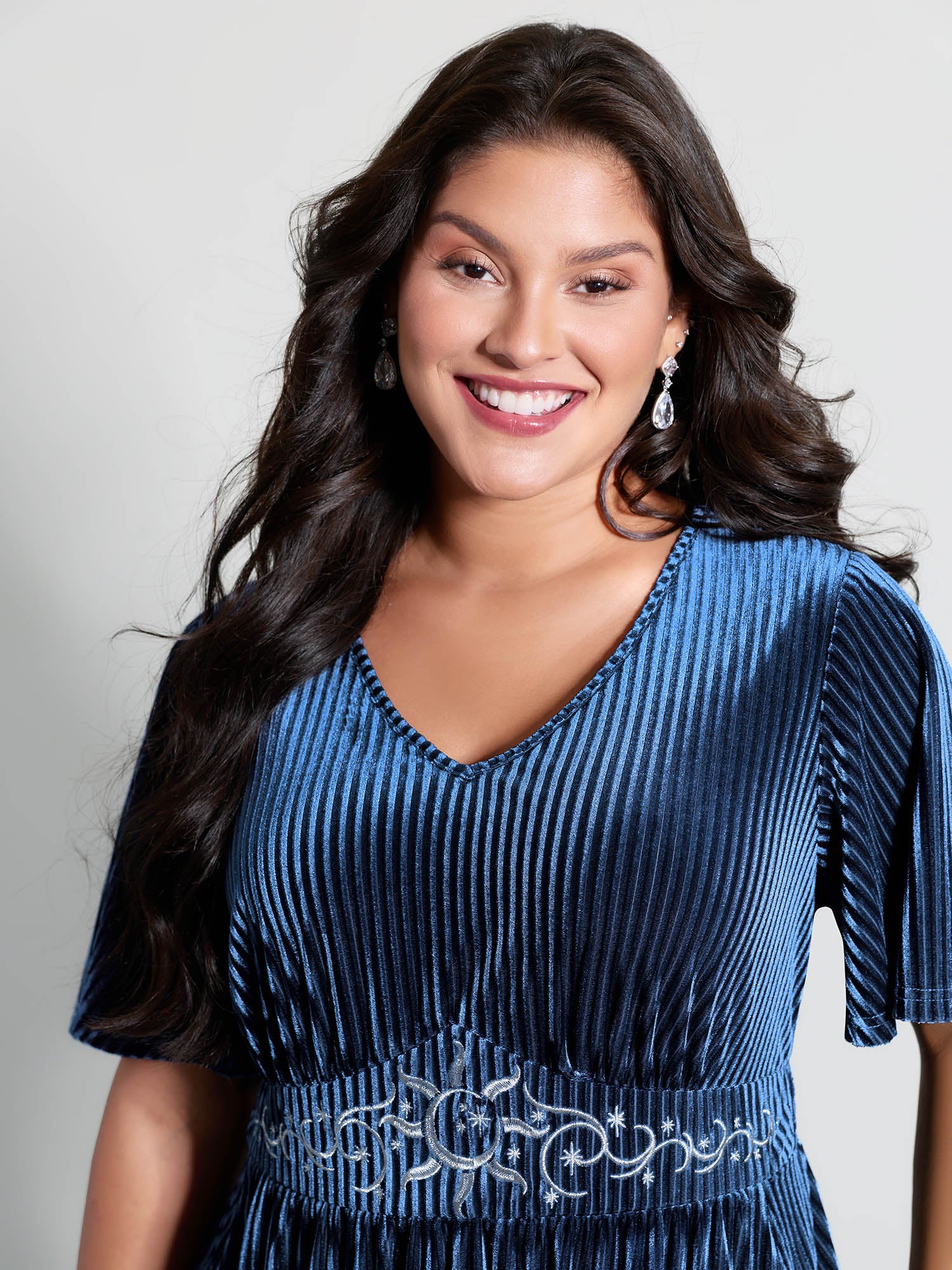 Velvet Celestial Embroidery Shirred Maxi Dress - Image 2