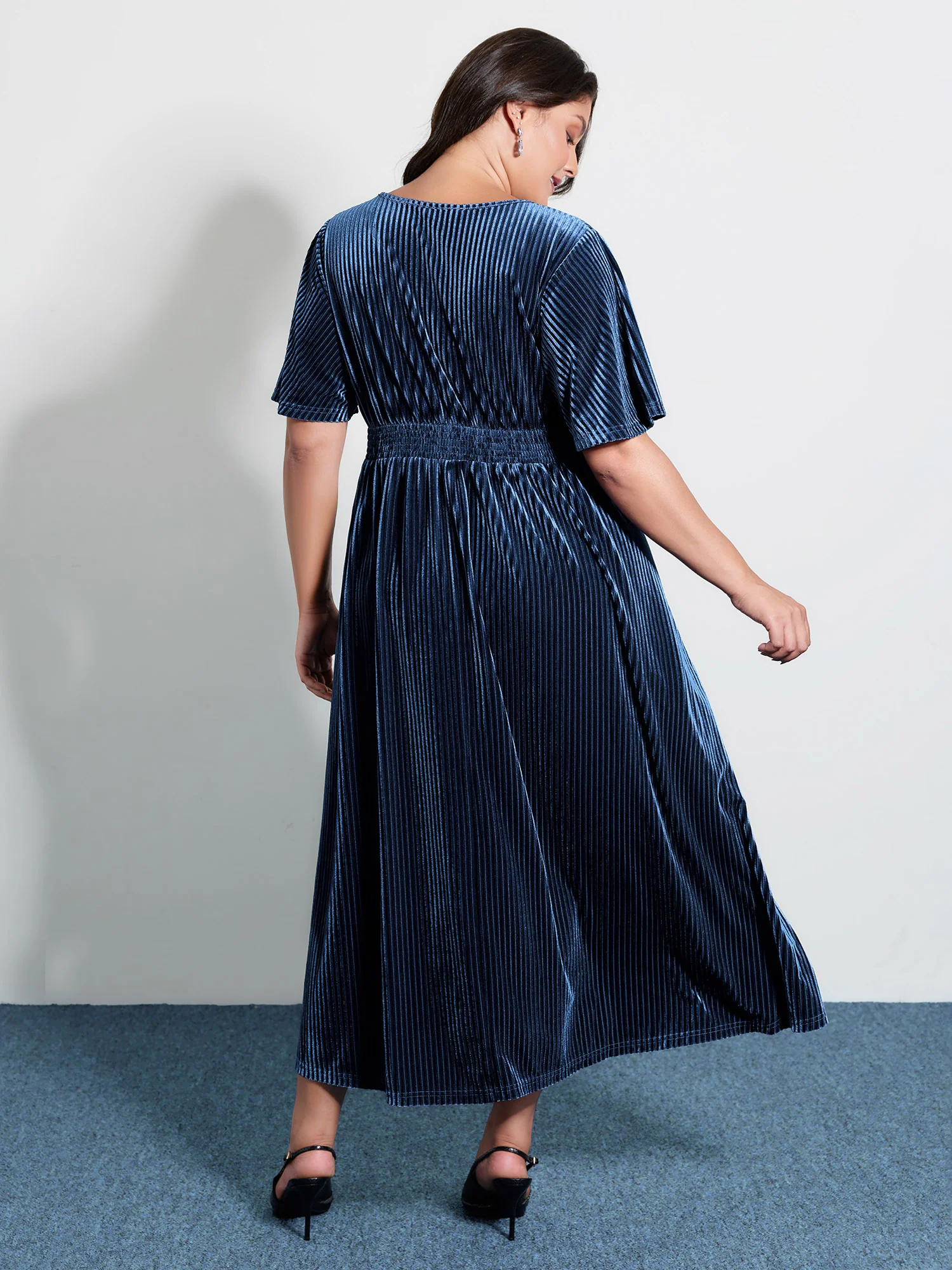 Velvet Celestial Embroidery Shirred Maxi Dress - Image 6