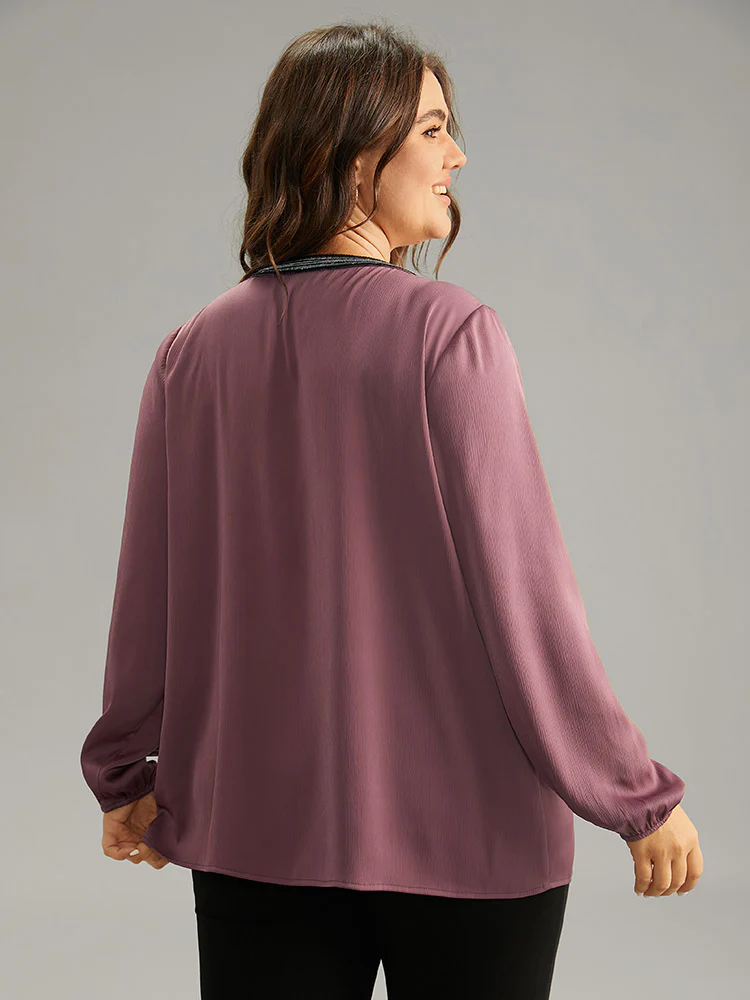 Static-Free Keyhole Pleated Contrast Webbing Blouse - Image 3