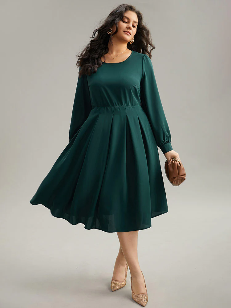 Static-Free Plain Pleated Pocket Dress - Image 3