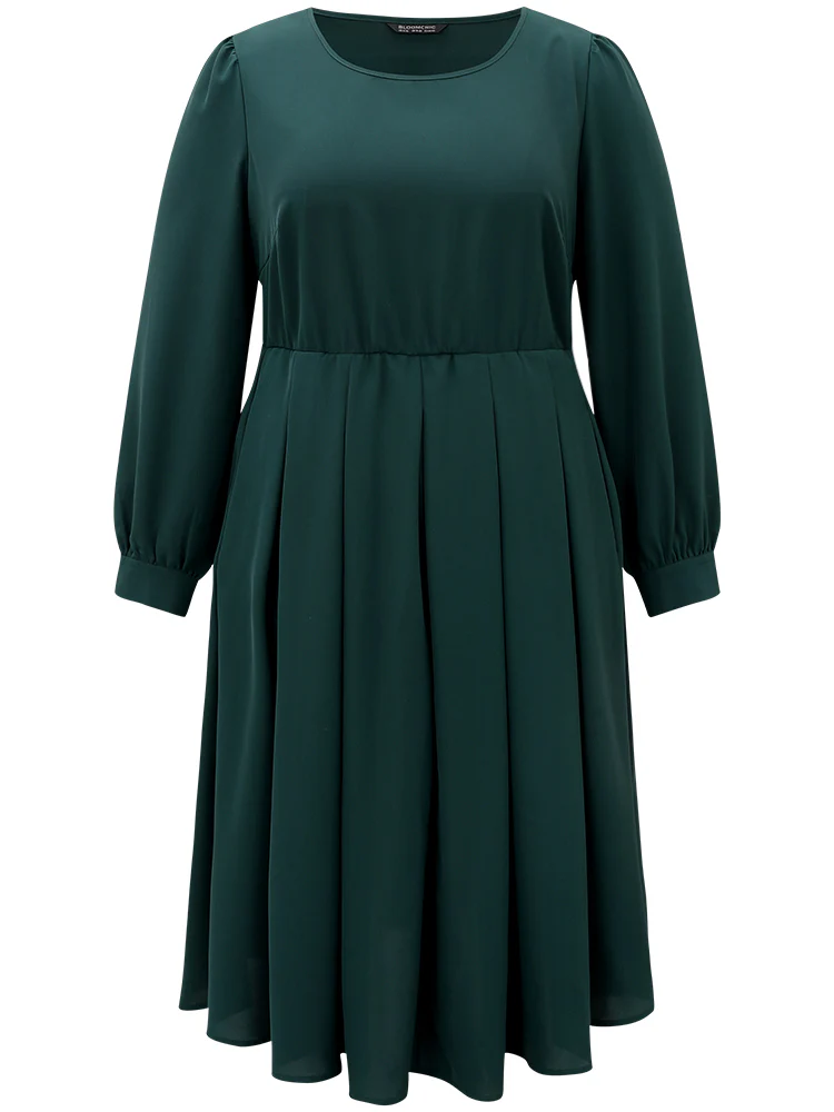 Static-Free Plain Pleated Pocket Dress - Image 7