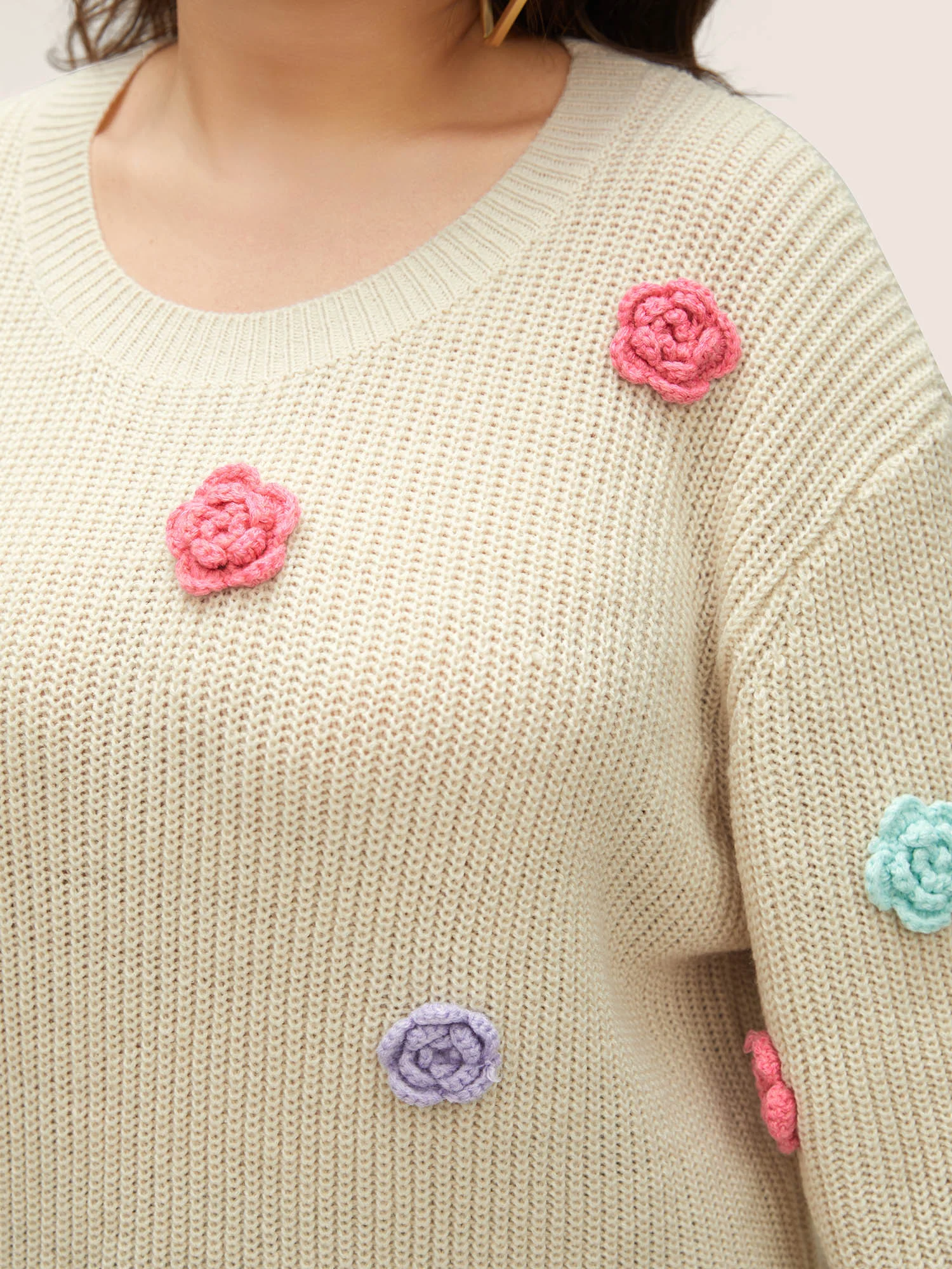 Stereo Flower Design Split Hem Pullover - Image 4