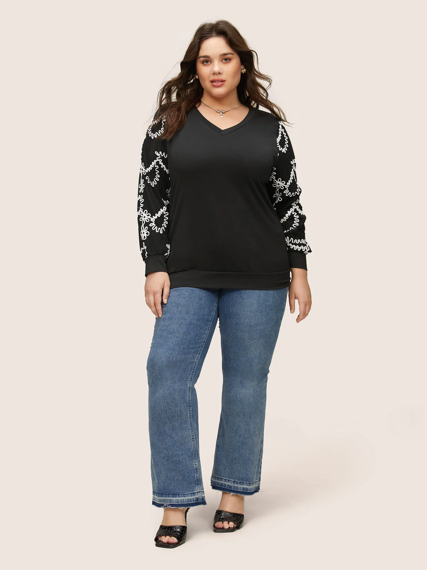 Stereo Jacquard Design Patchwork Sweatshirt - Image 3