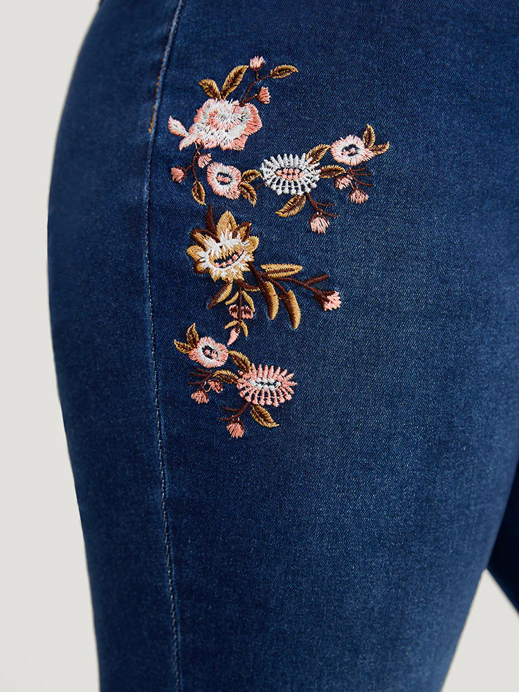 Straight Leg Very Stretchy Dark Wash Floral Embroidered Jeans - Image 7