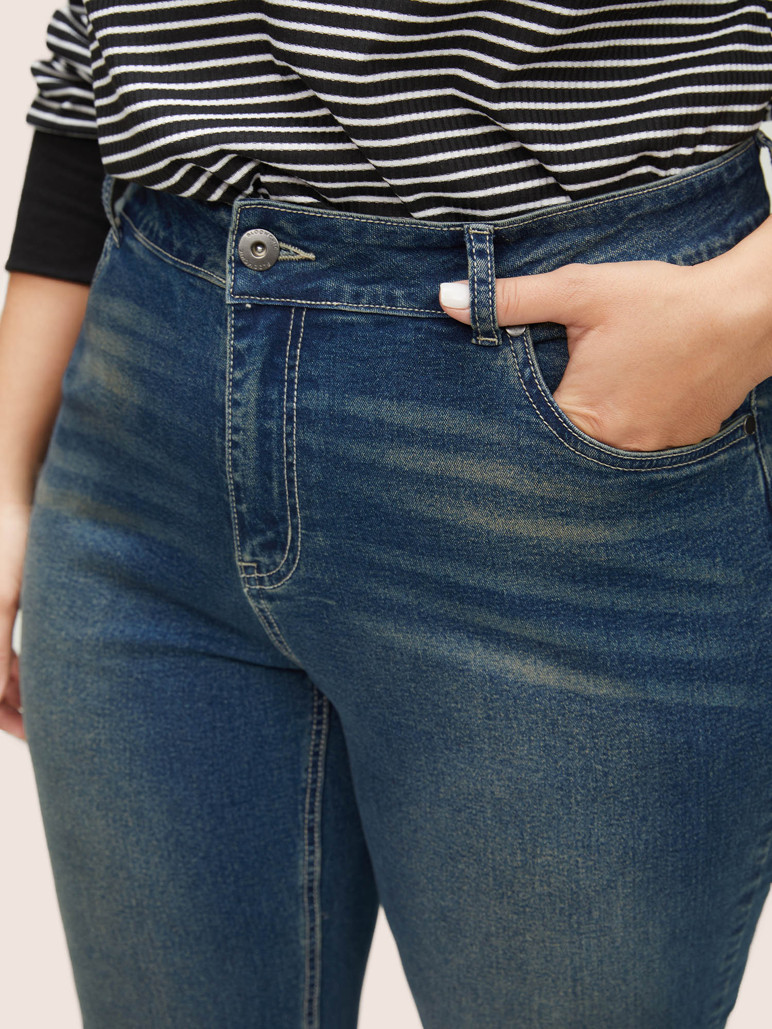 Straight Leg Vintage Full Length Jeans - Image 4