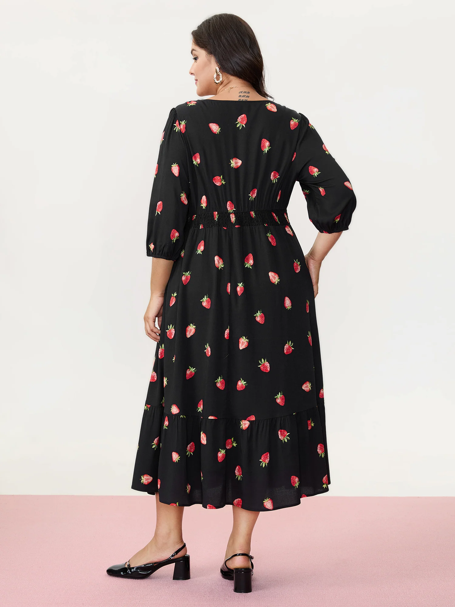 Strawberry Print Shirred Waist Midi Dress - Image 4