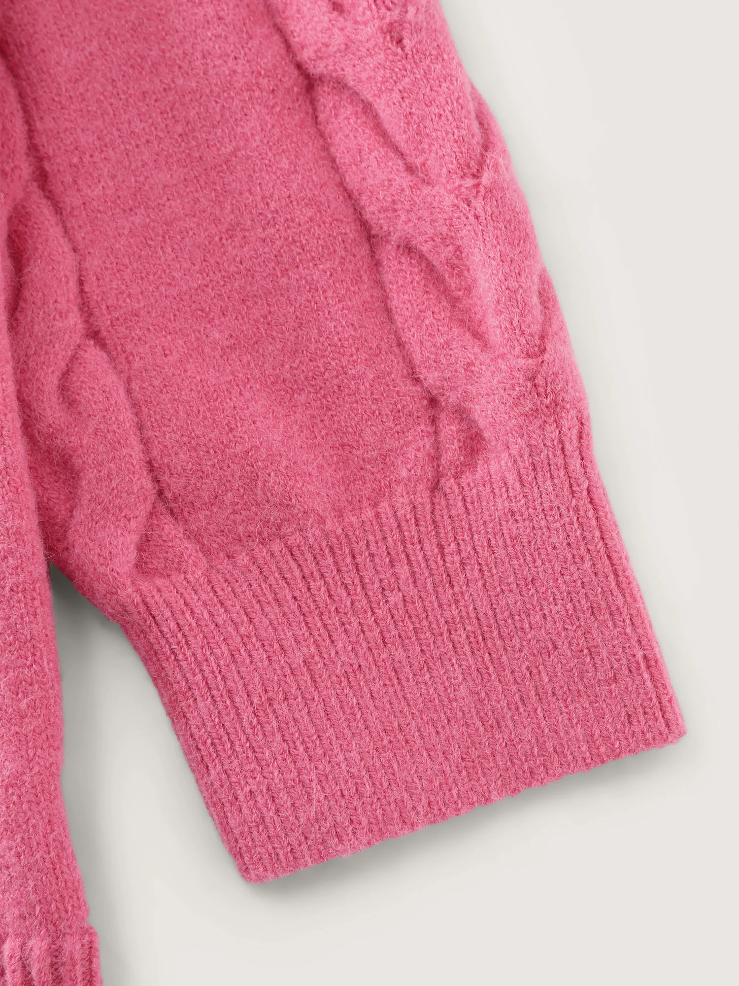 Stretch Cableknit Textured Round Neck Pullover - Image 5