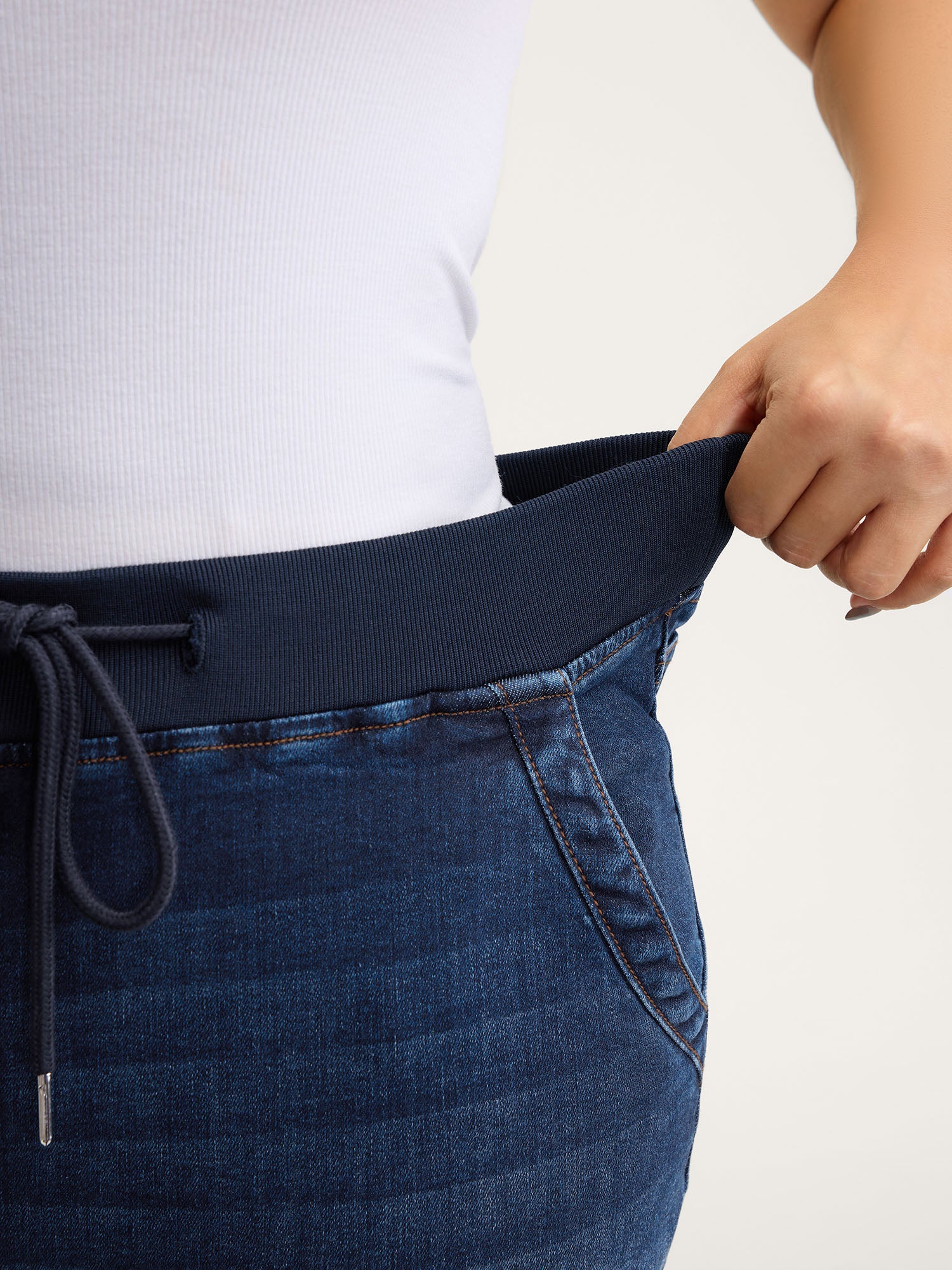 Super Stretchy Pull-On Skinny-Fit Jeans - Image 3