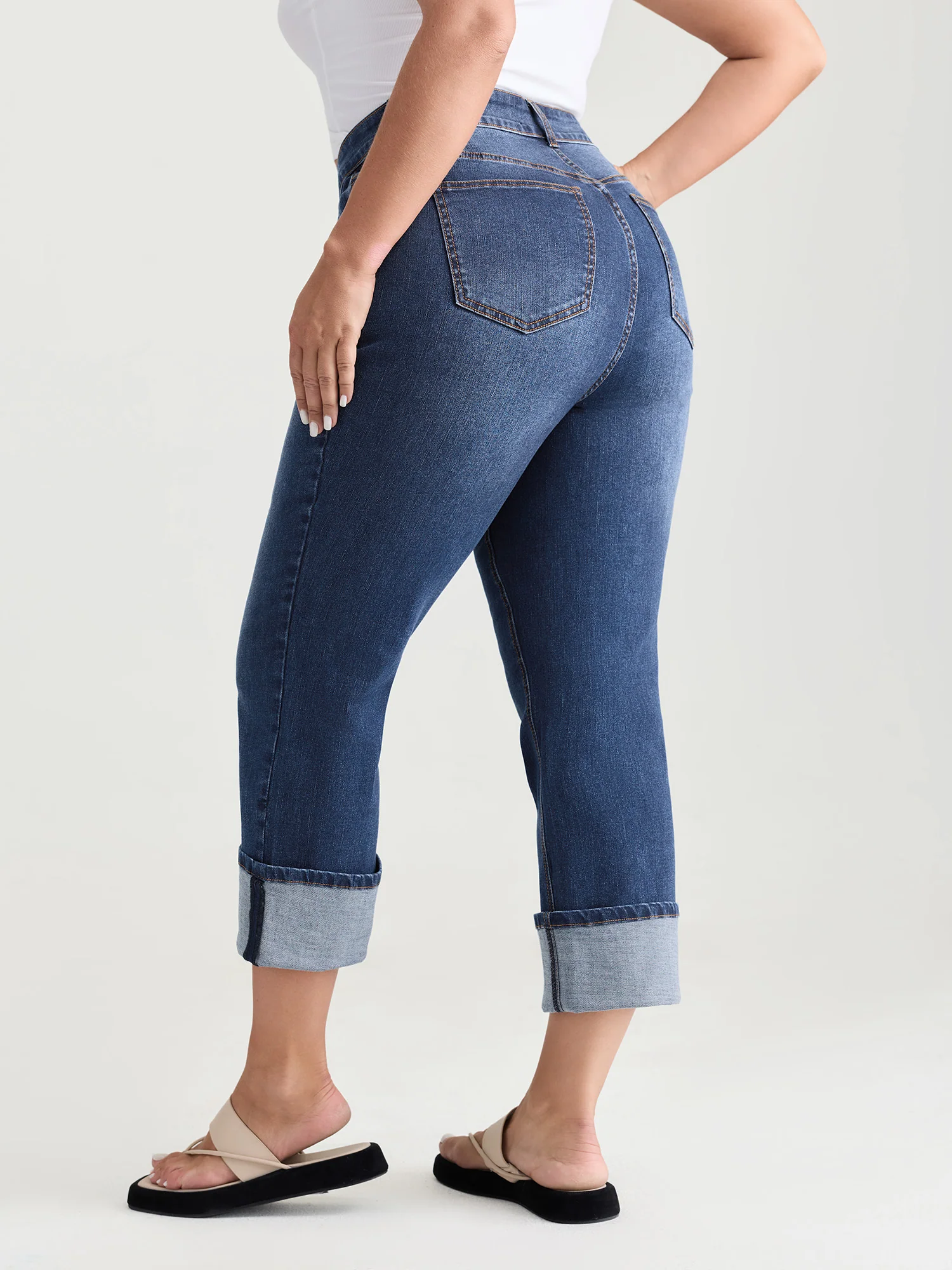 Thigh-Friendly Capri Straight-Leg Jeans - Image 13