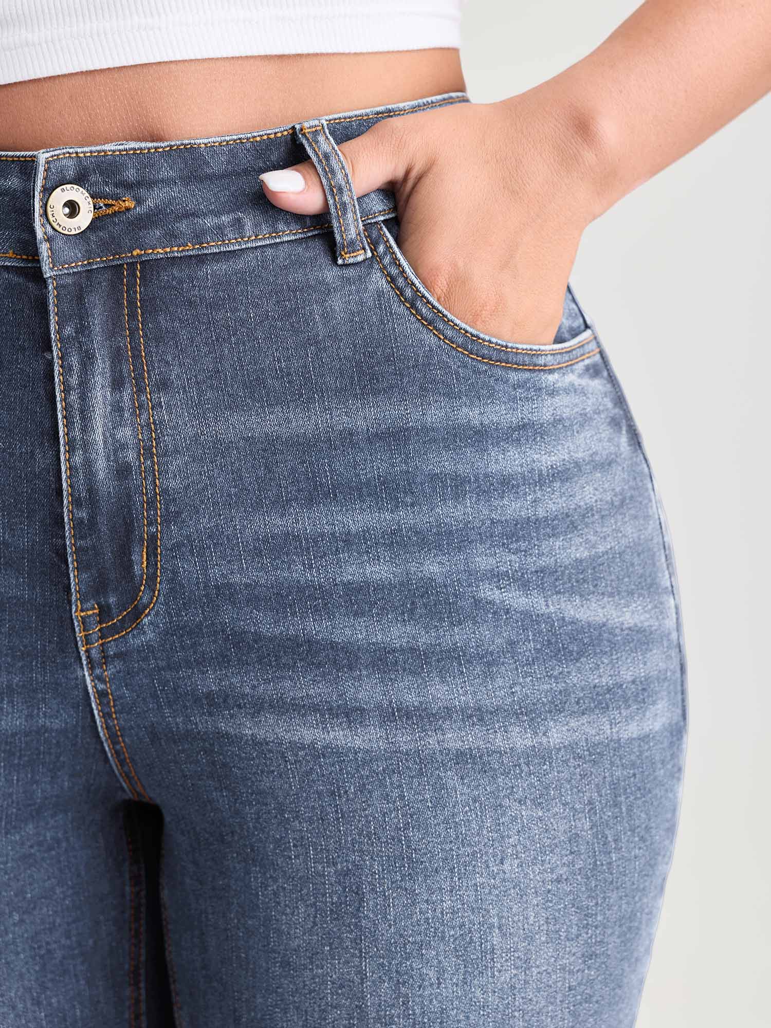Thigh-Friendly Capri Straight-Leg Jeans - Image 16