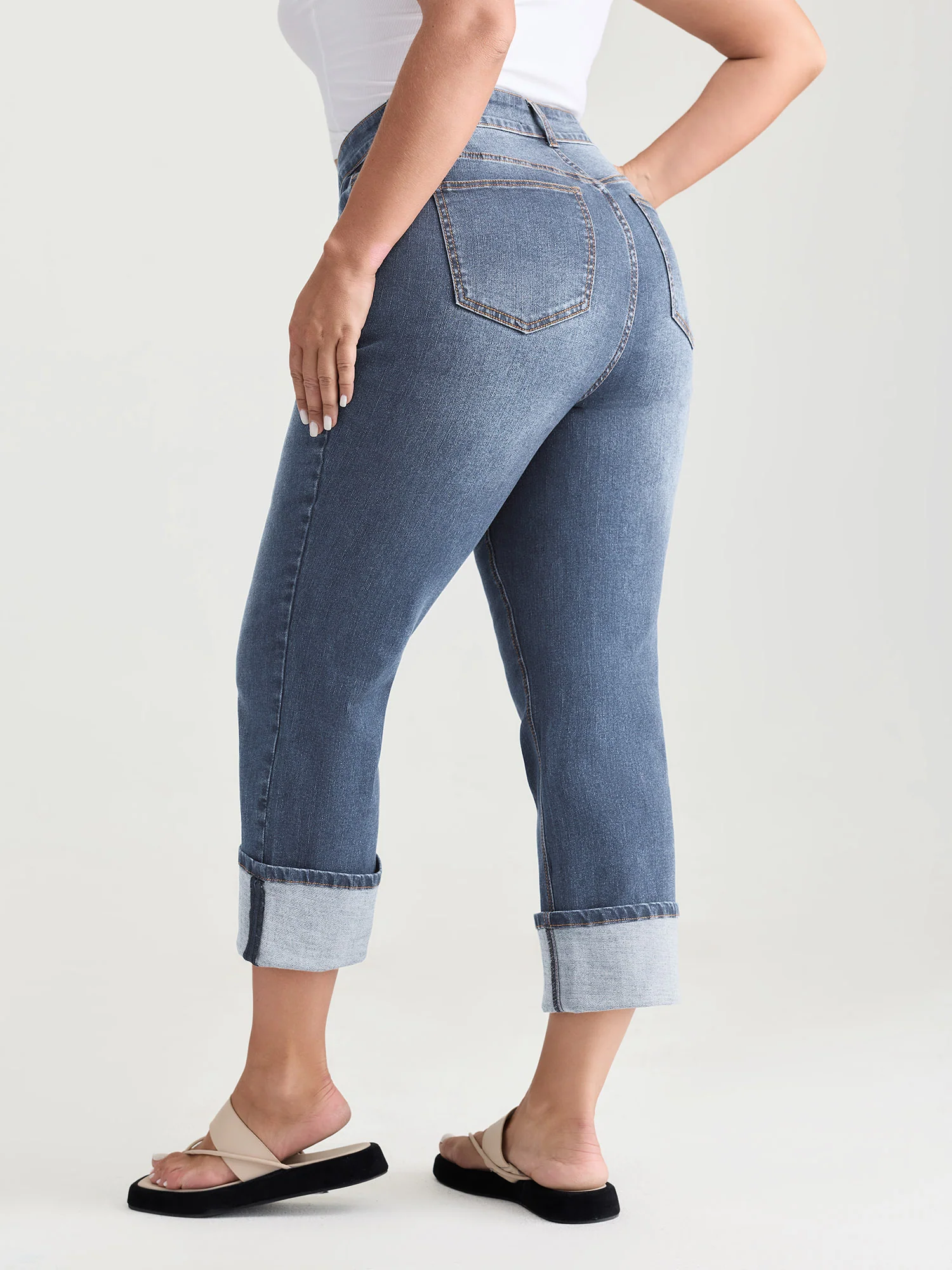 Thigh-Friendly Capri Straight-Leg Jeans - Image 18