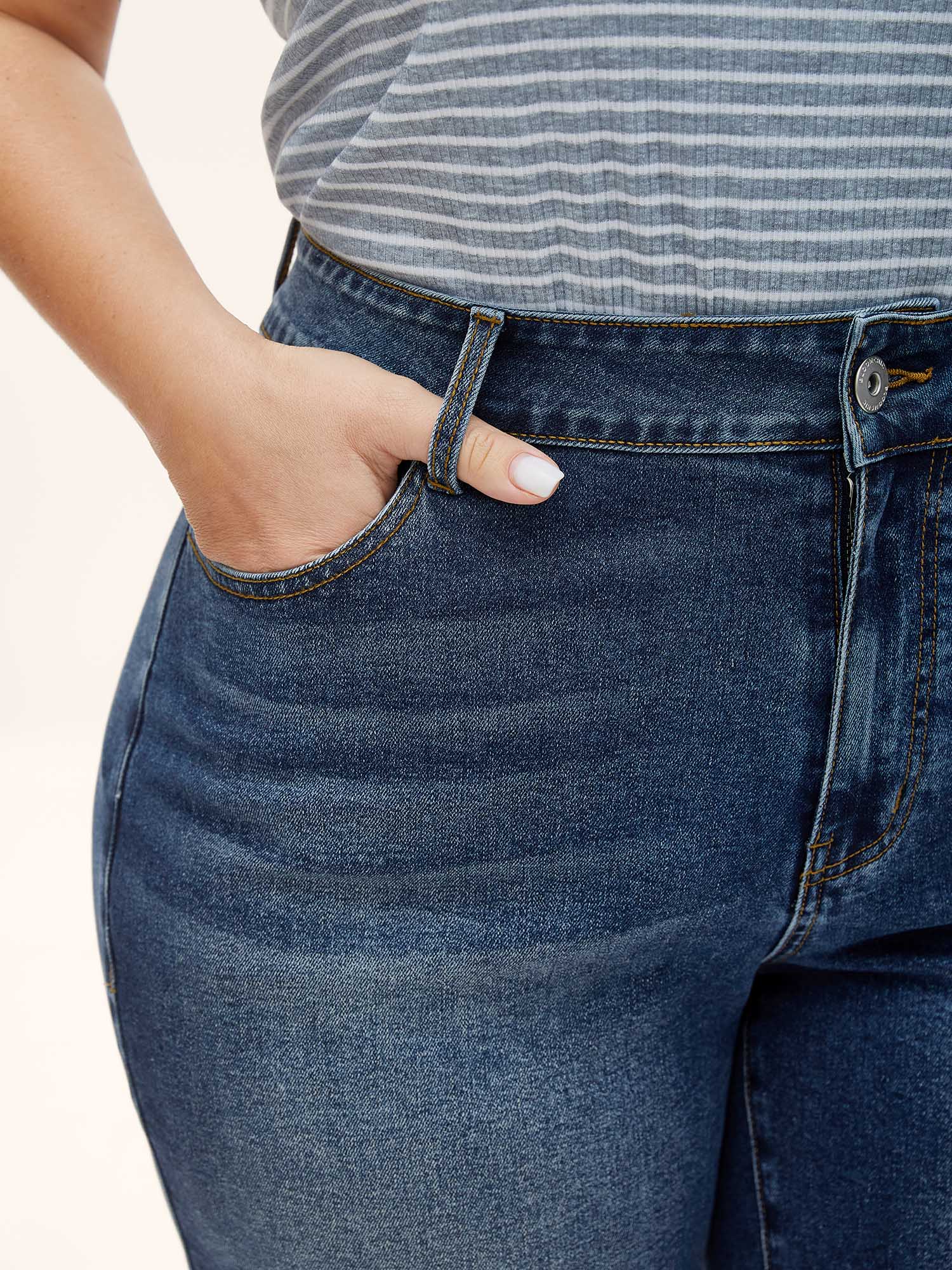 Thigh-Friendly Moderate Stretch Denim Shorts - Image 3