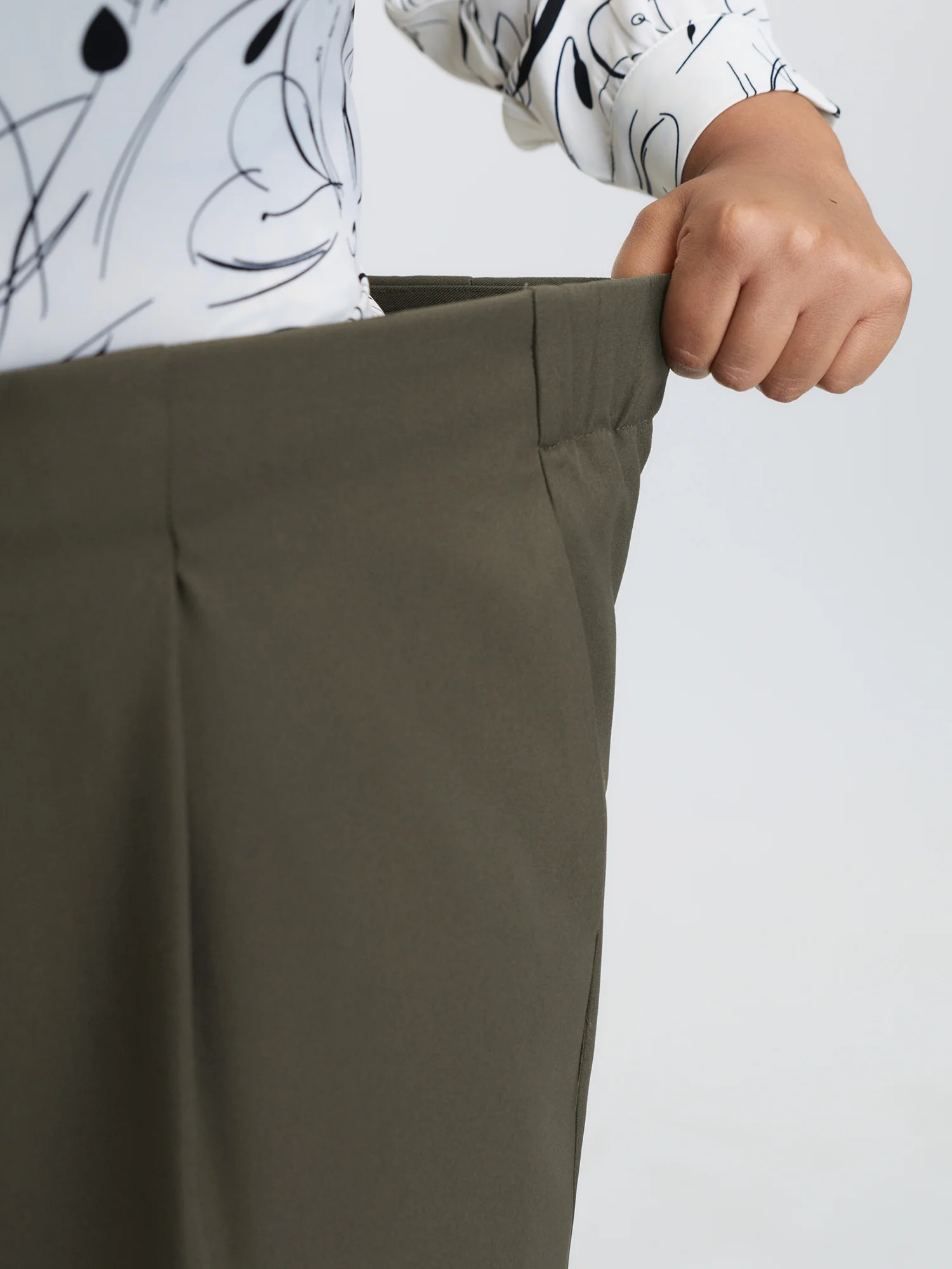 Stretchy Back Waistband Wide-Leg Pants - Image 4