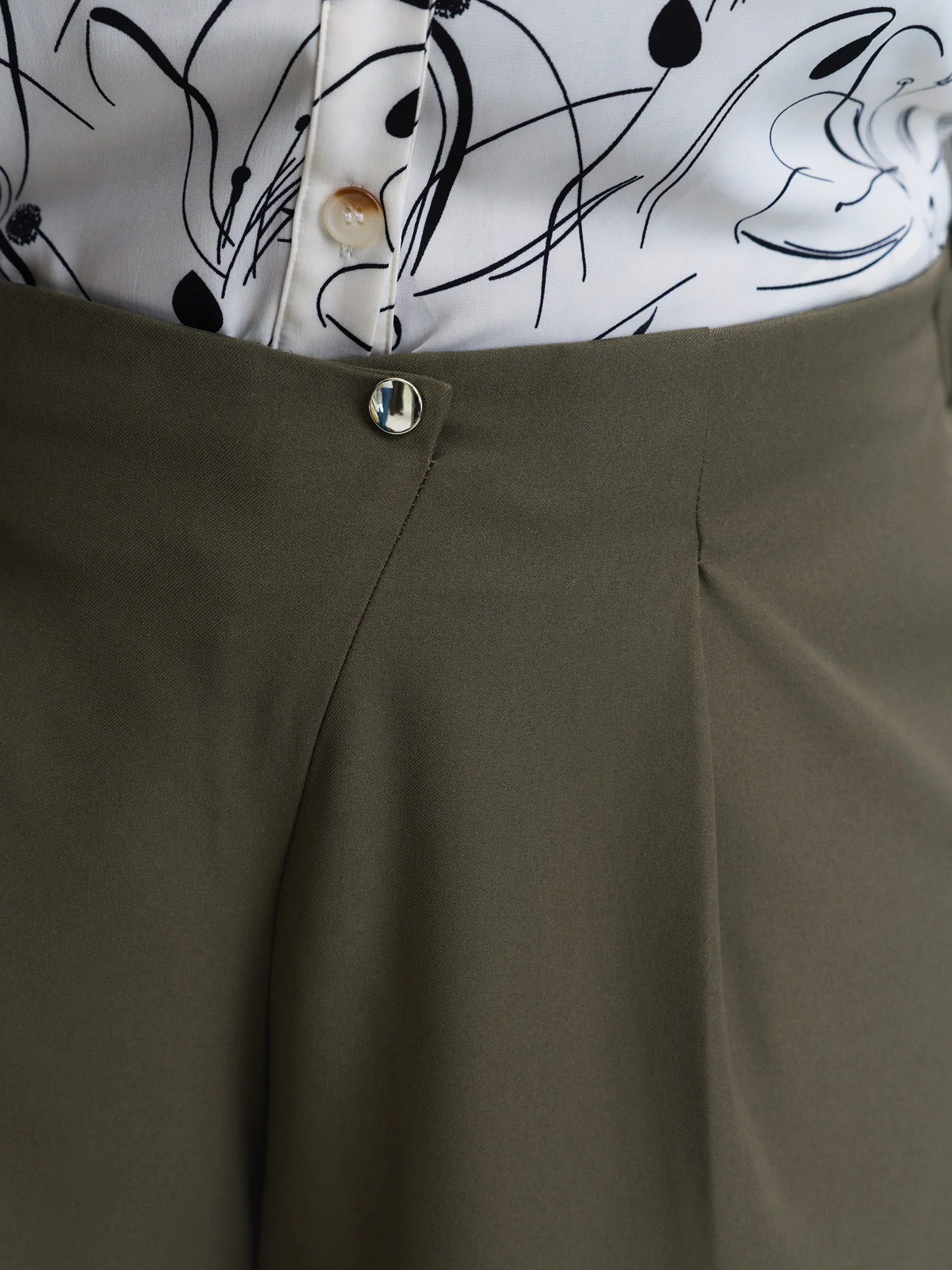 Stretchy Back Waistband Wide-Leg Pants - Image 5