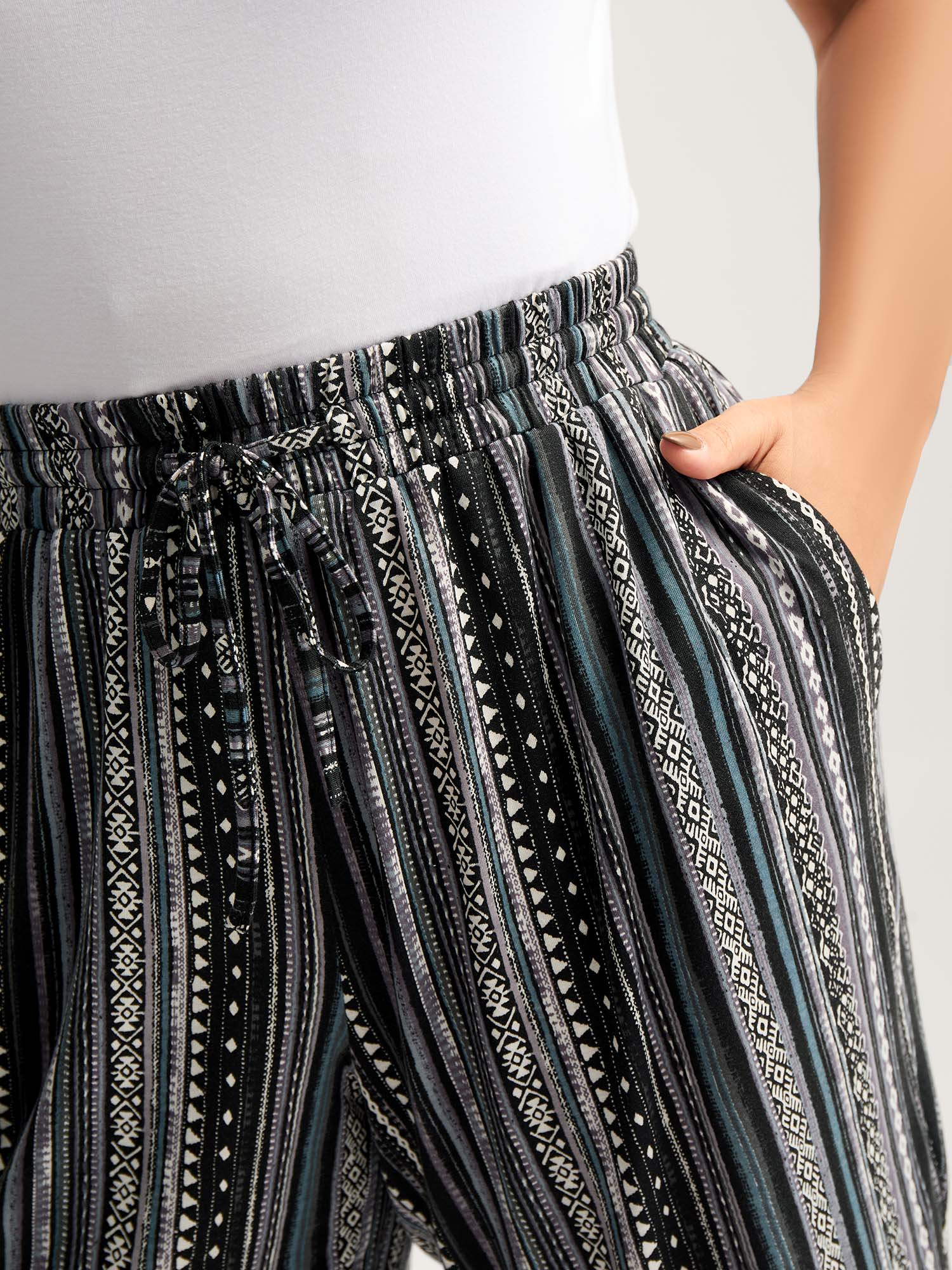 Stretchy Boho Stripes Straight-Leg Pants - Image 2