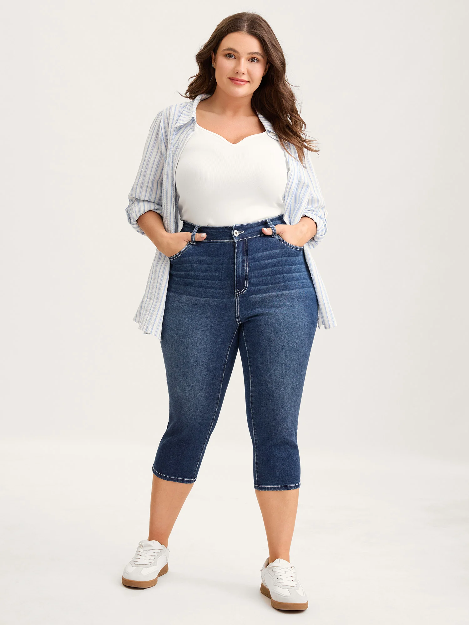 Stretchy Booty-Lifting Skinny-Fit Jeans - Image 3