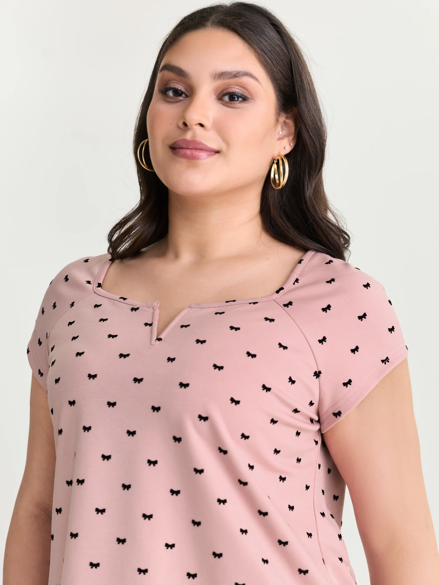 Stretchy Bowknot Print Split Neck T-Shirt - Image 2