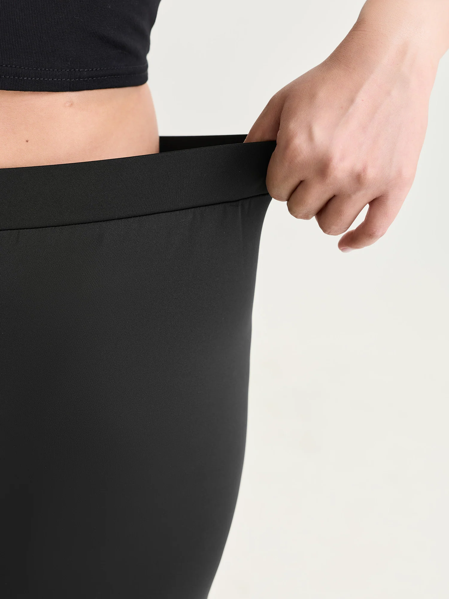 Stretchy Burnt-Flower Leggings - Image 4