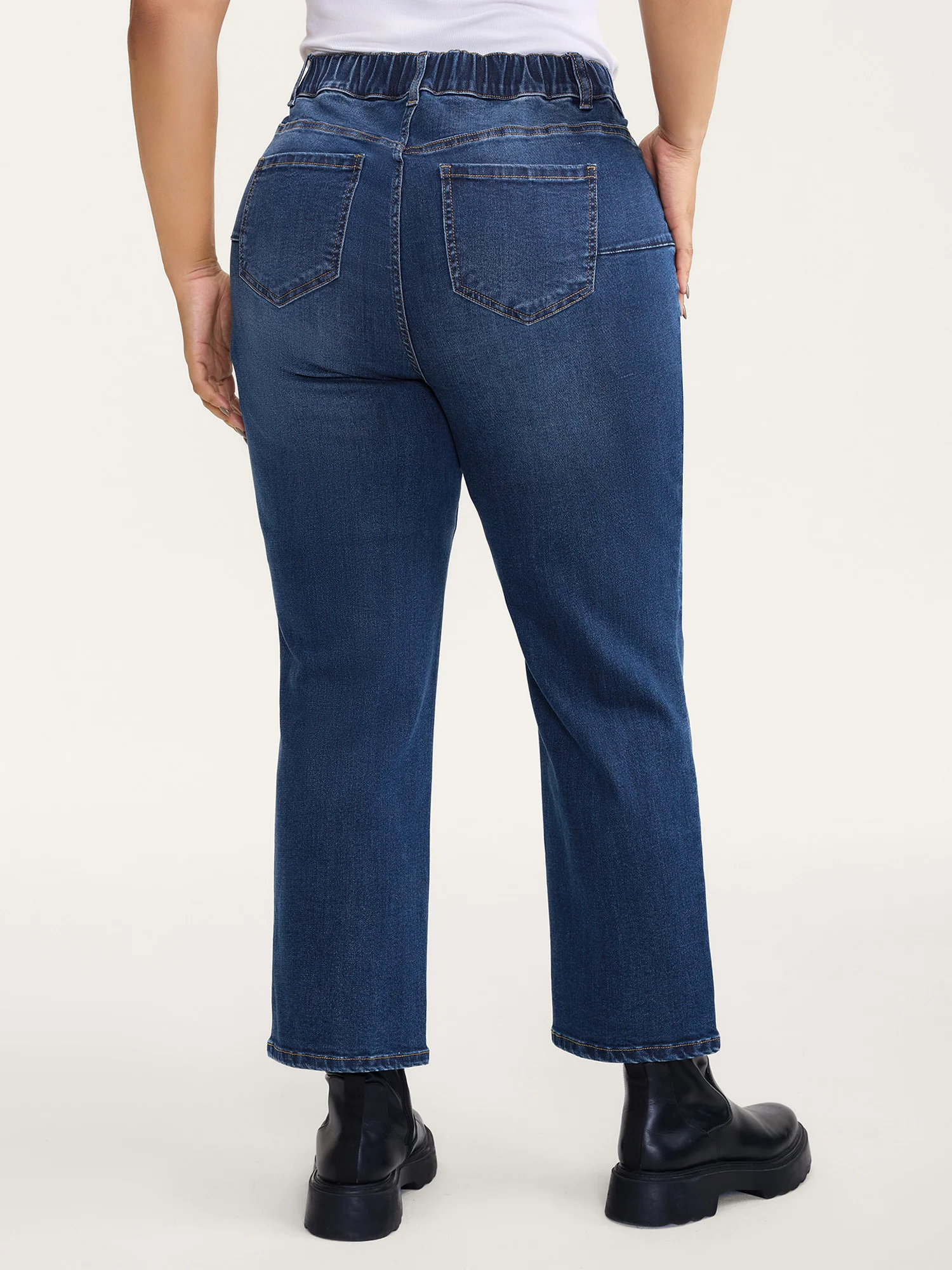 Stretchy Butt-Lifting Rubber Waist Straight-Leg Jeans - Image 6