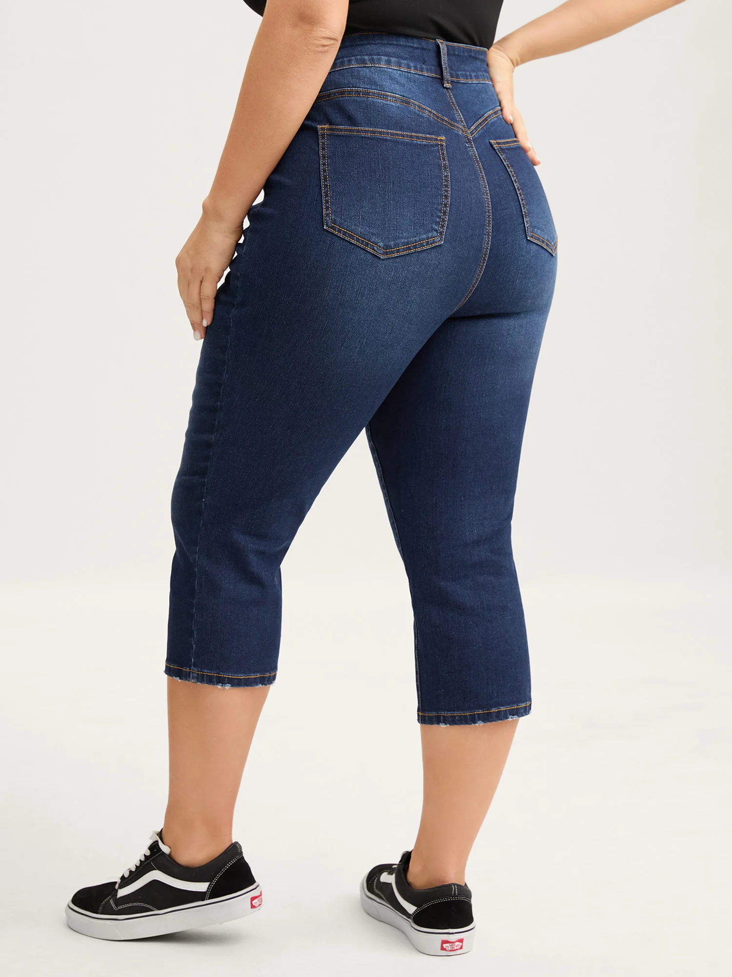 Stretchy Butt-Lifting Skinny-Fit Jeans - Image 6