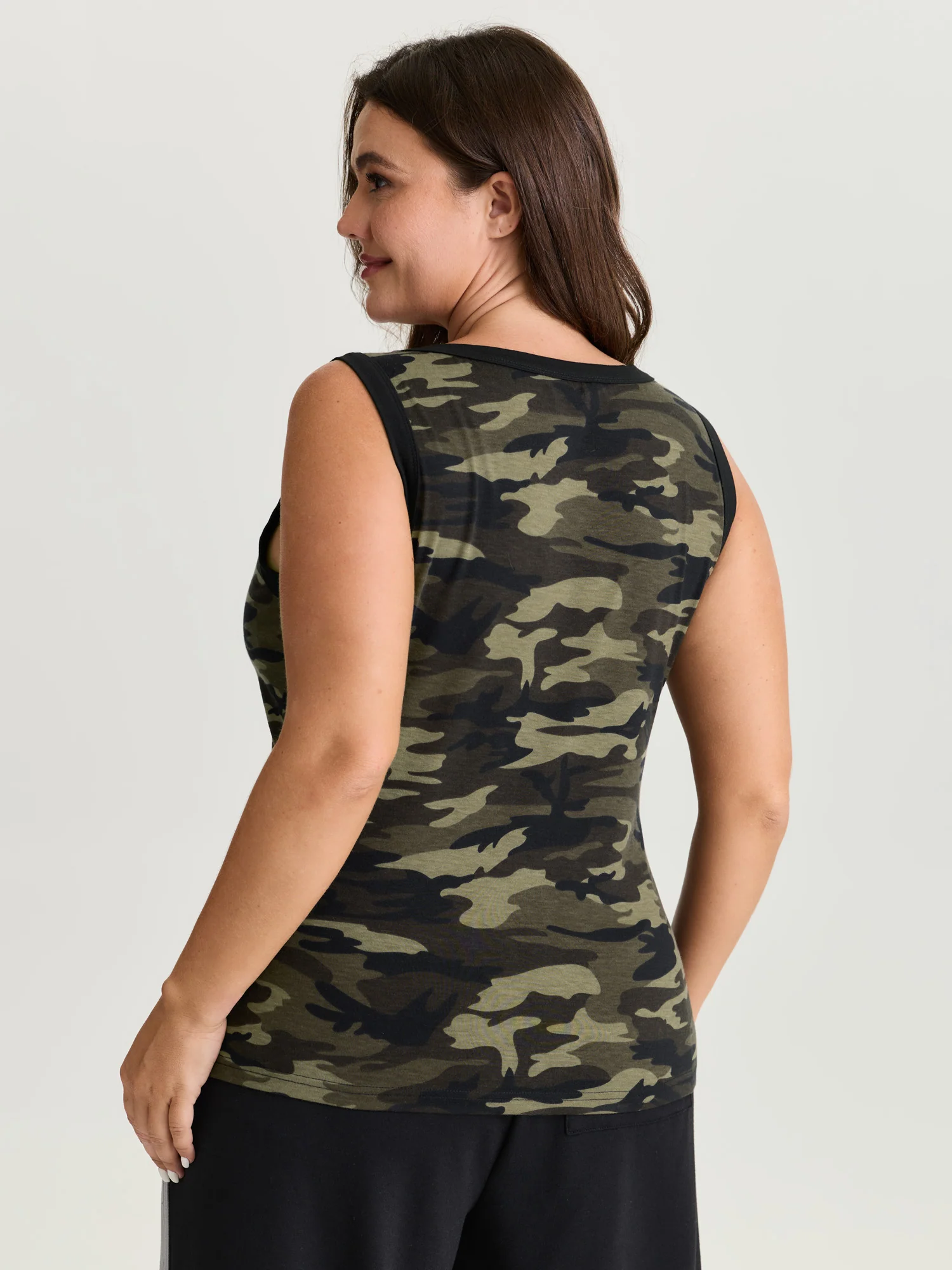 Stretchy Camouflage Print Tank Top - Image 5