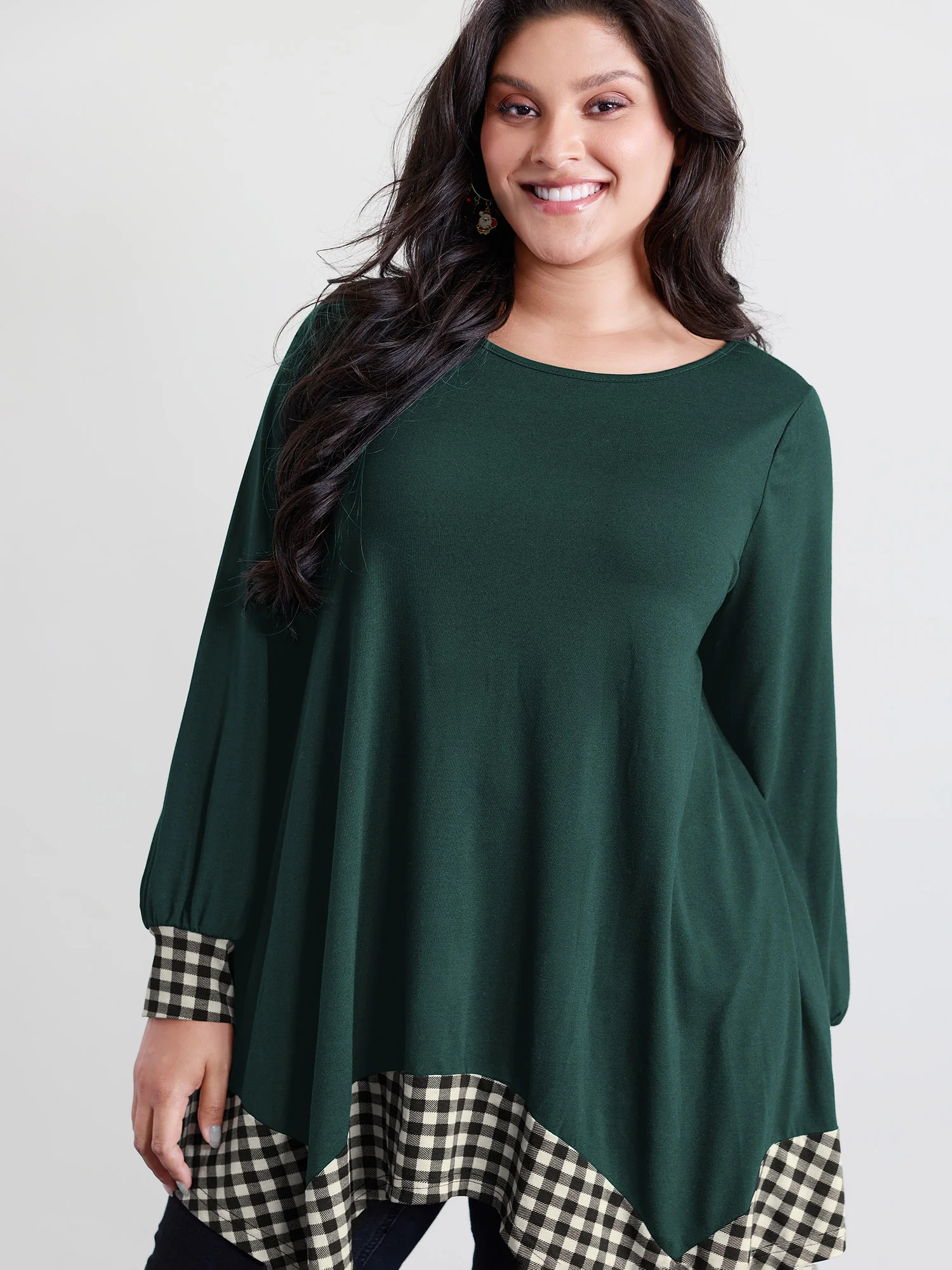 Supersoft Stretchy Checkered Asymmetrical Hem T-Shirt - Image 11