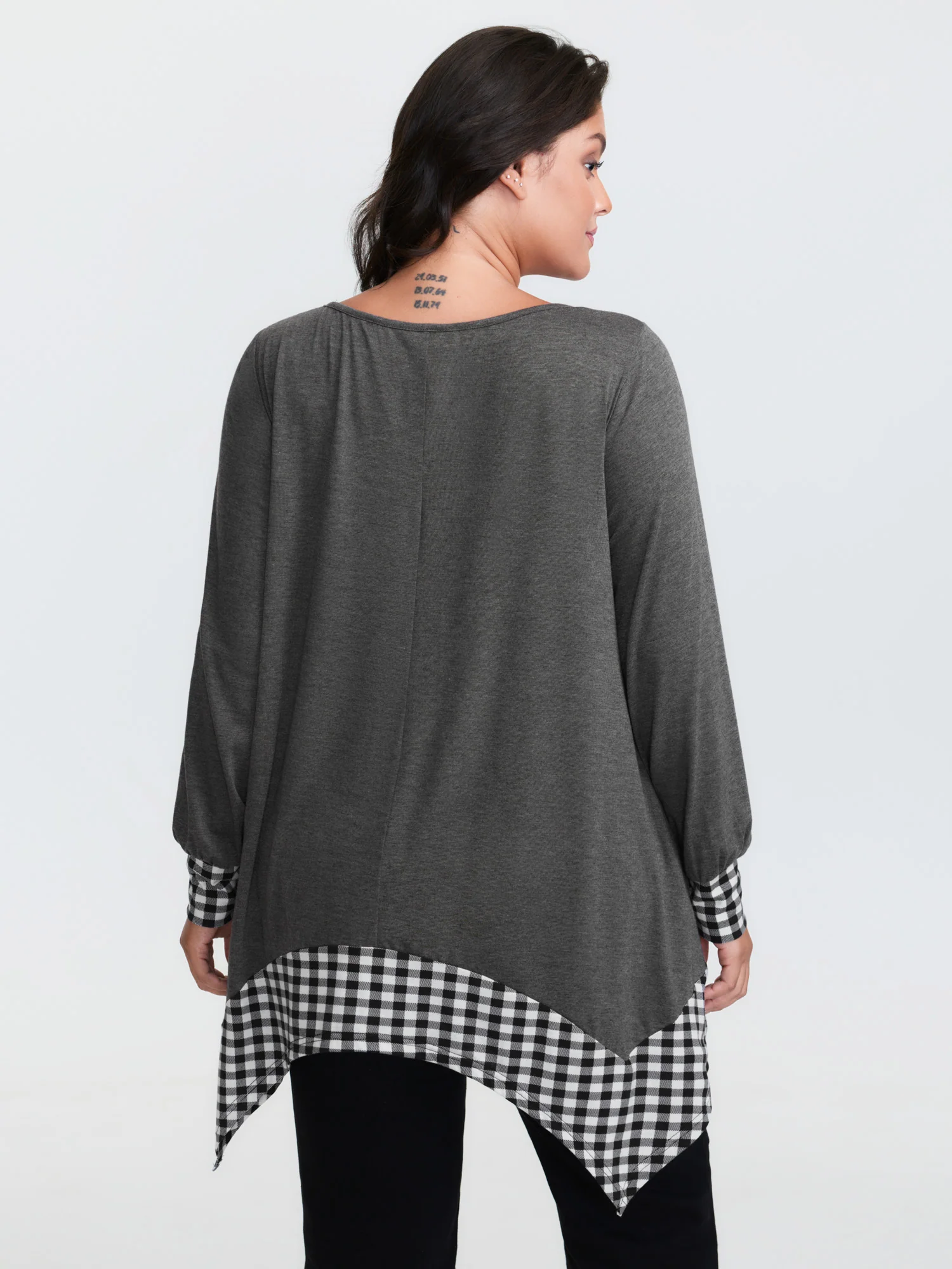 Supersoft Stretchy Checkered Asymmetrical Hem T-Shirt - Image 18