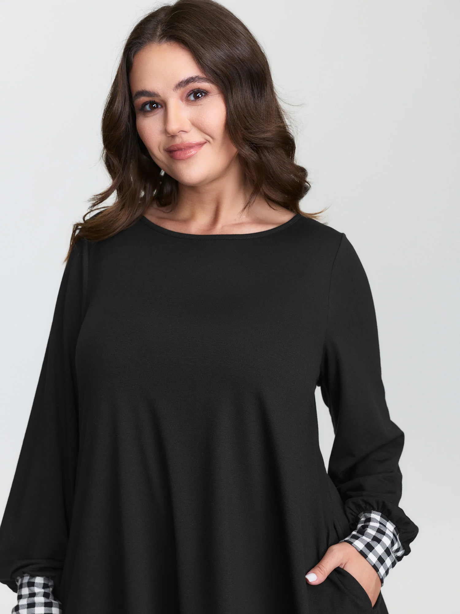 Supersoft Stretchy Checkered Asymmetrical Hem T-Shirt - Image 2