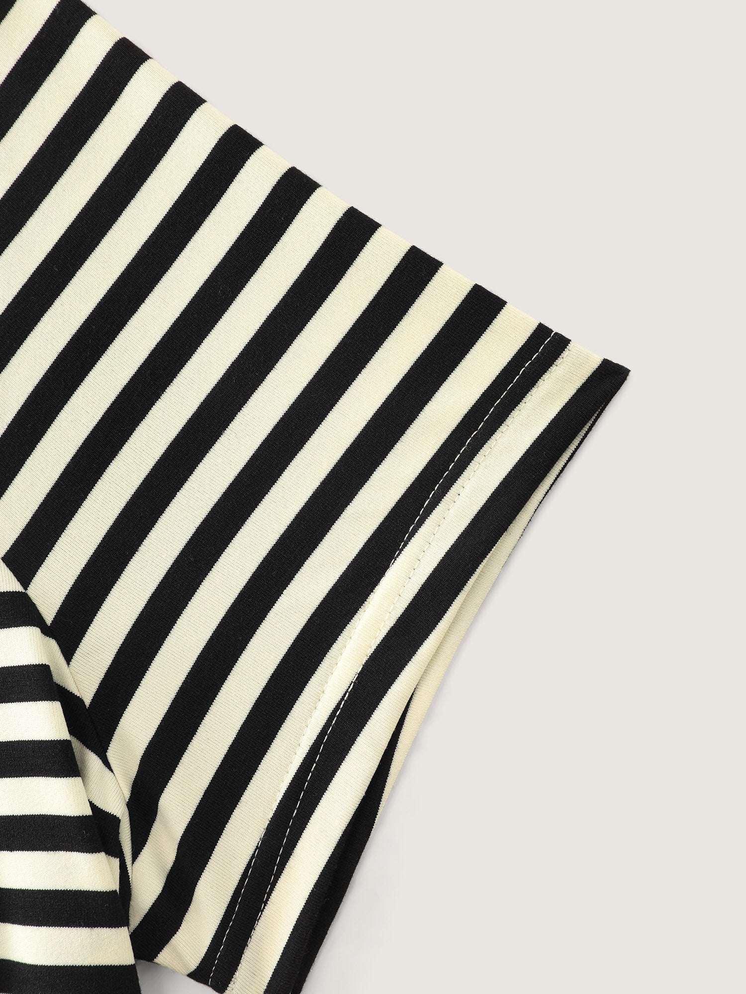 Stretchy Classic Striped Print T-Shirt - Image 5