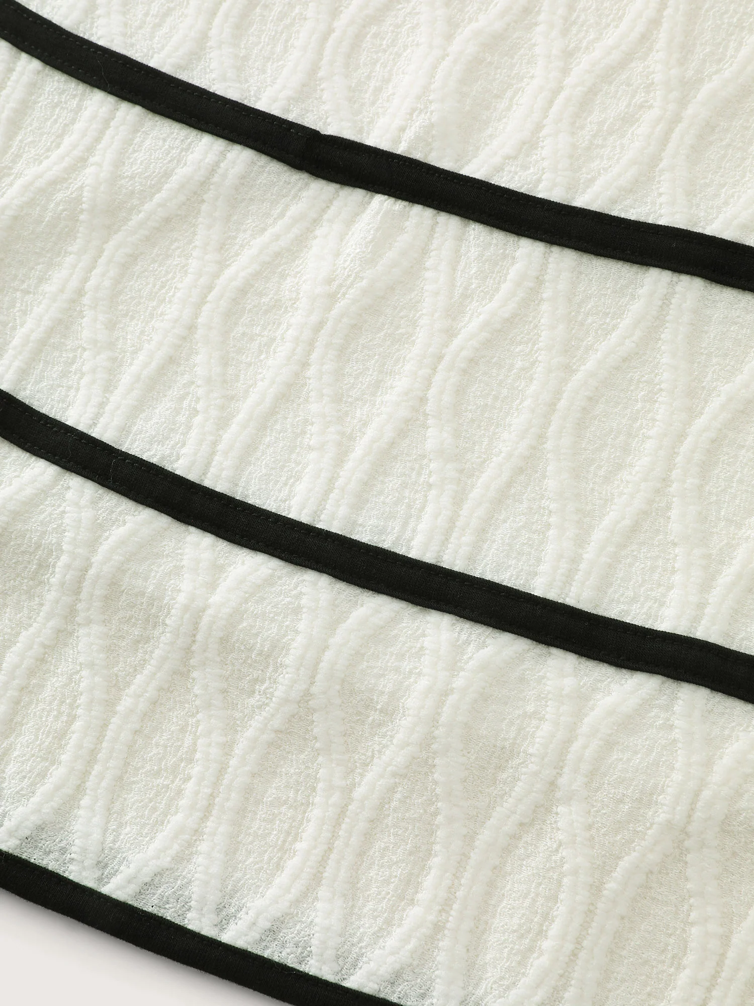 Stretchy Color Contrast Edge Mini Dress - Image 6