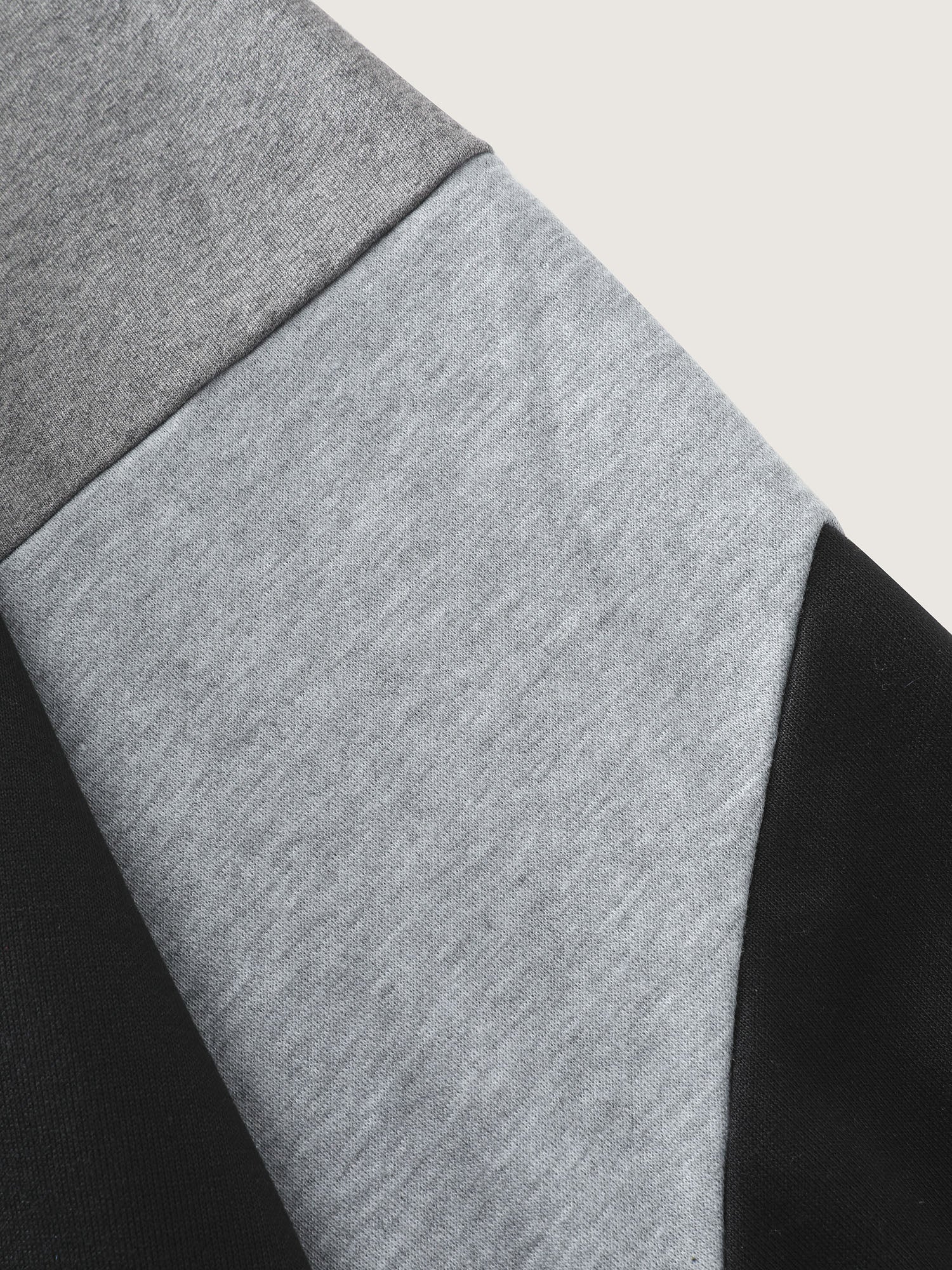 Stretchy Colorblock Round Neck Sweatshirt - Image 6
