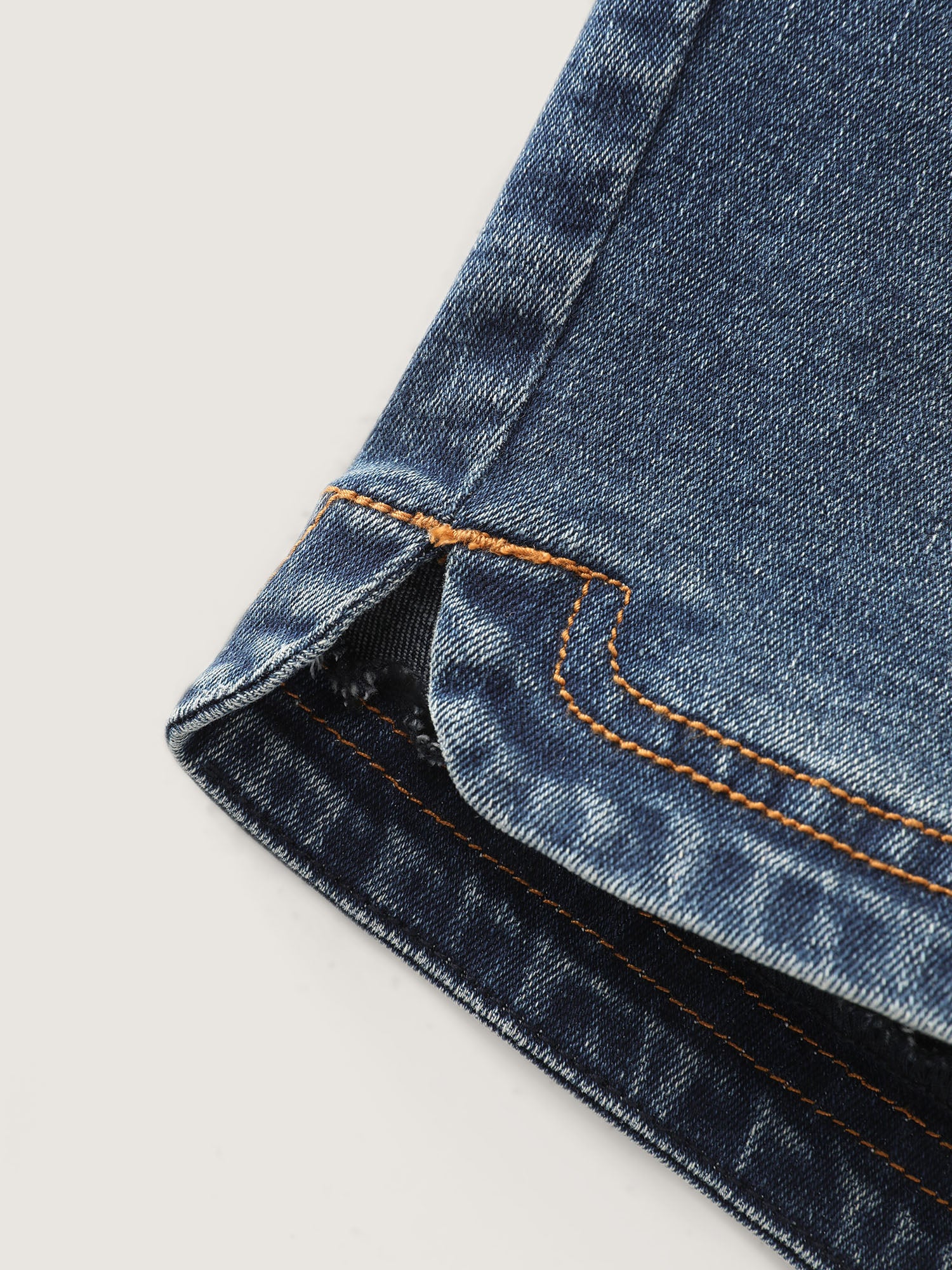 Stretchy Contrast Drawstring Skinny-Fit Denim Shorts - Image 8
