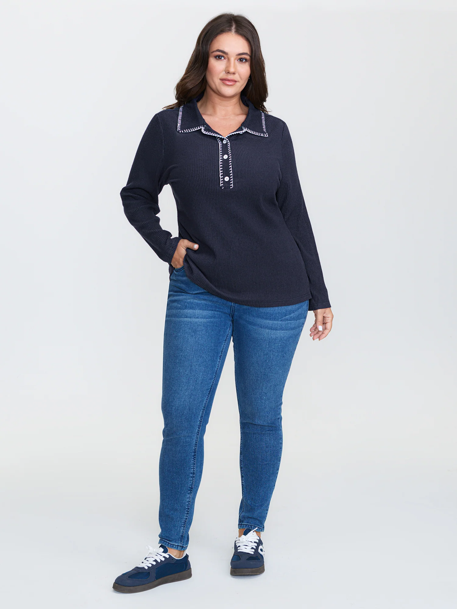 Stretchy Contrast Edge Button Placket T-Shirt - Image 2