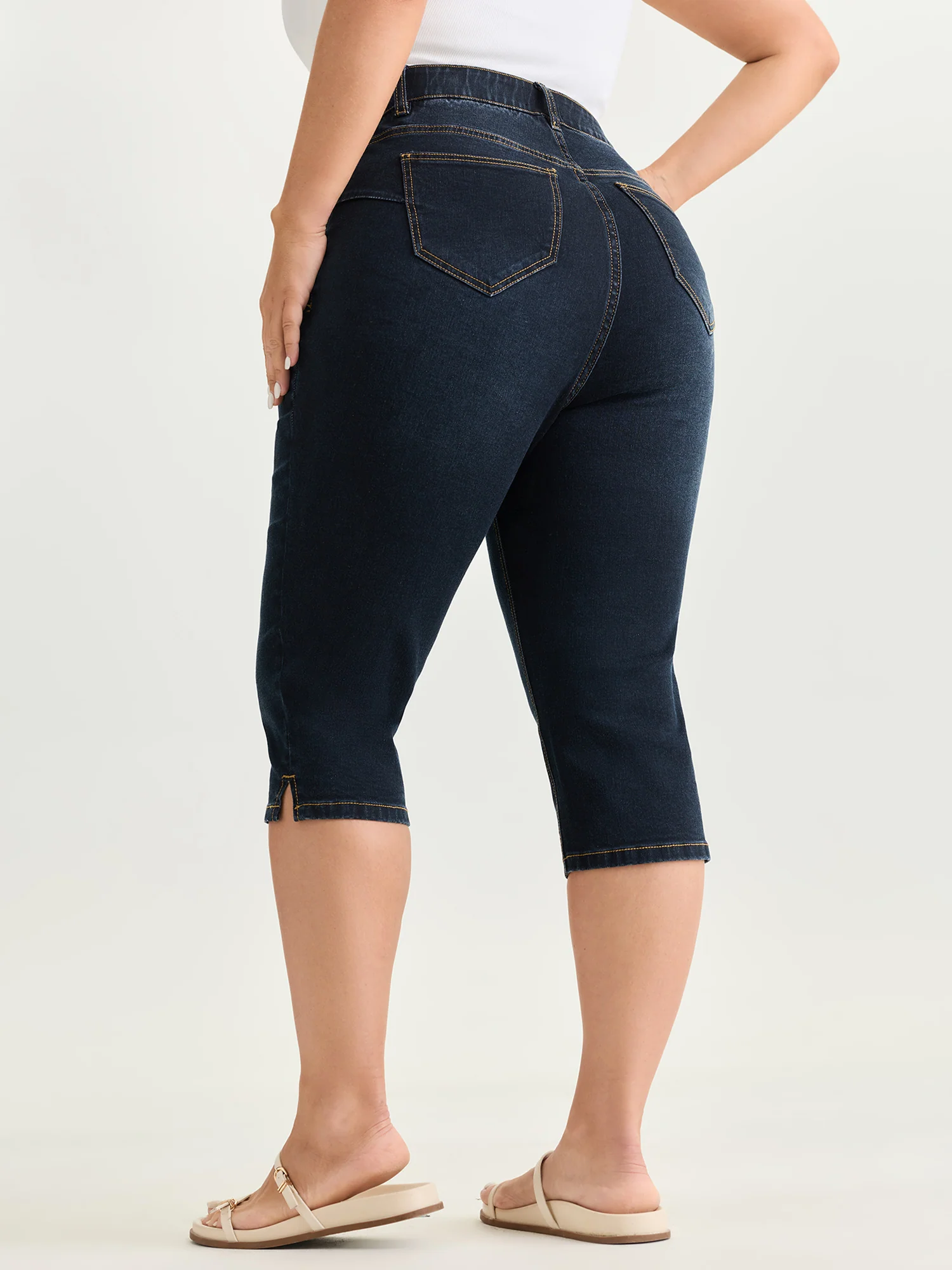 Stretchy Skinny-Fit Capri Jeans - Image 7