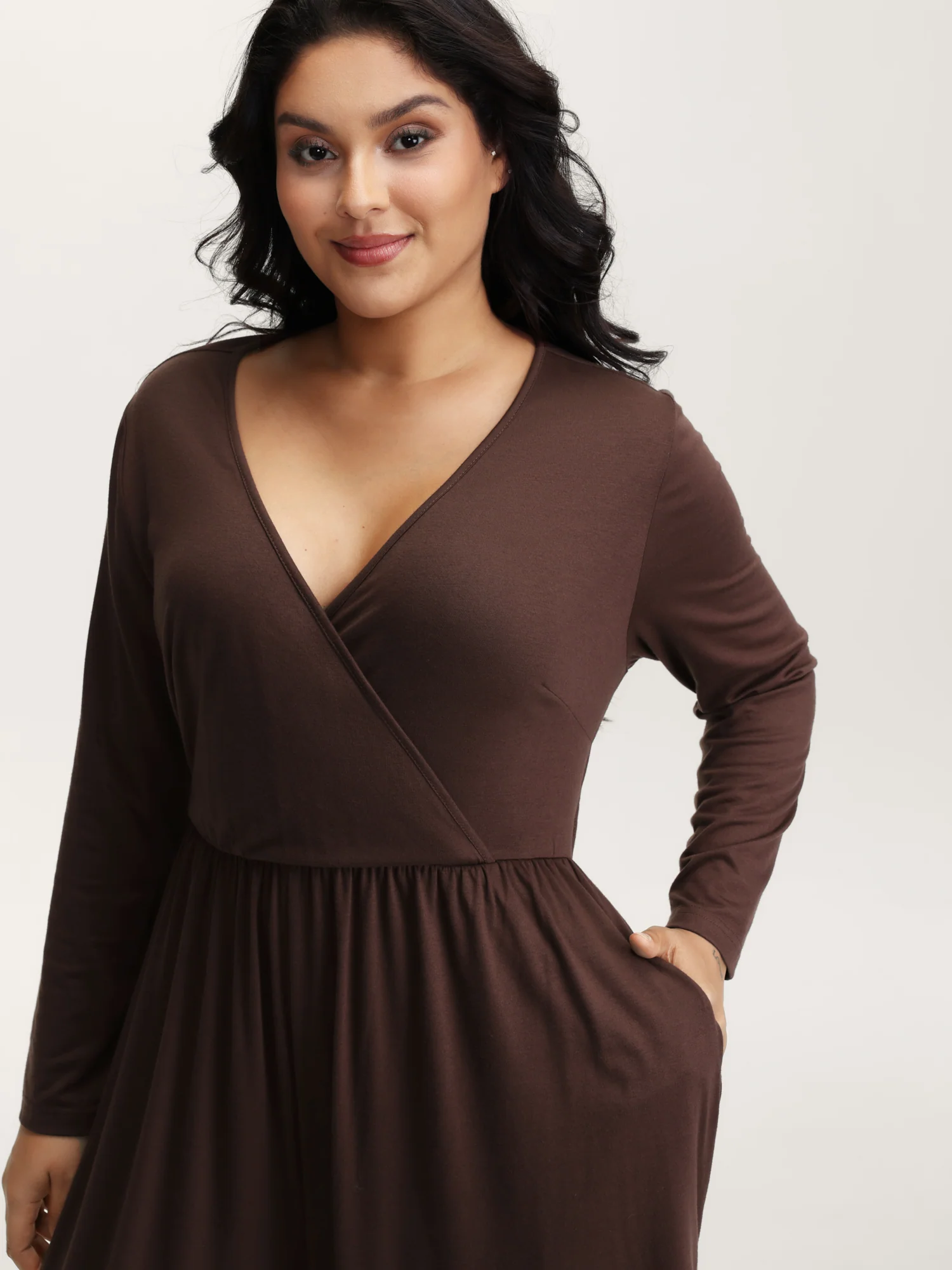 Easy peezy Stretchy Cross-Wrap Drawstring Hem Jumpsuit - Image 4