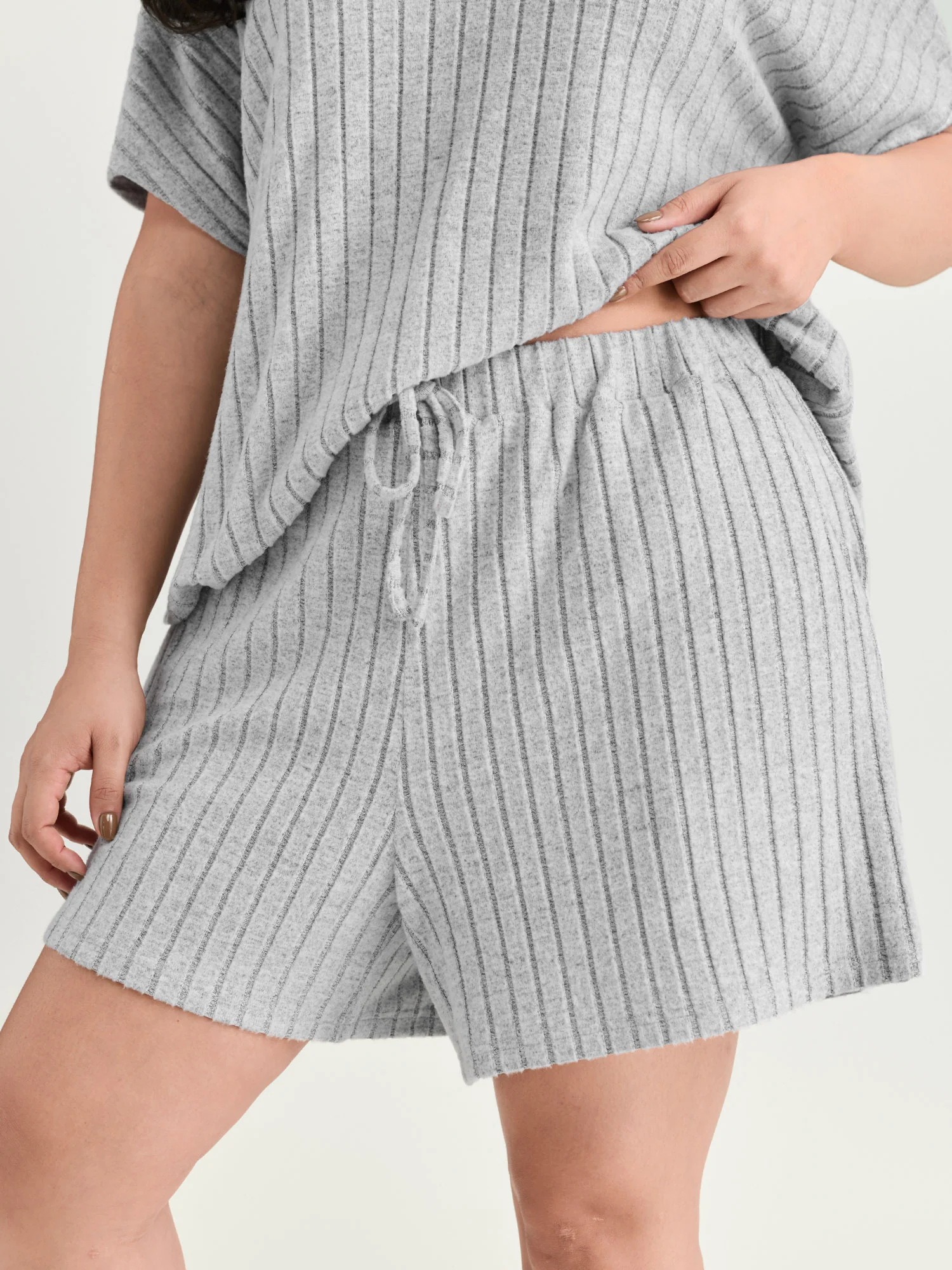 Stretchy-Fit Ribbed Texture Lounge Set - Image 4