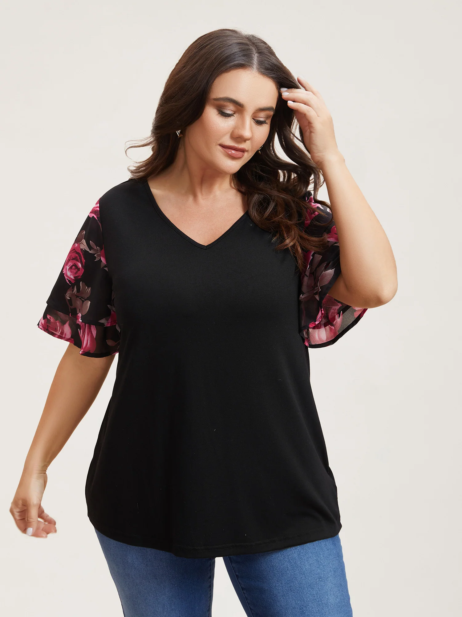Stretchy Floral Lotus Sleeve V-Neck T-Shirt - Image 2