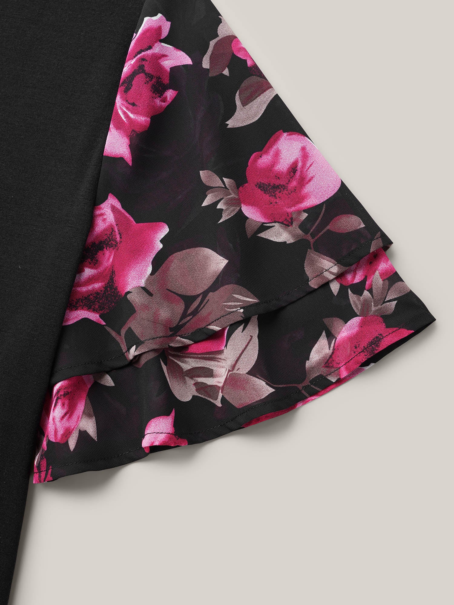 Stretchy Floral Lotus Sleeve V-Neck T-Shirt - Image 6