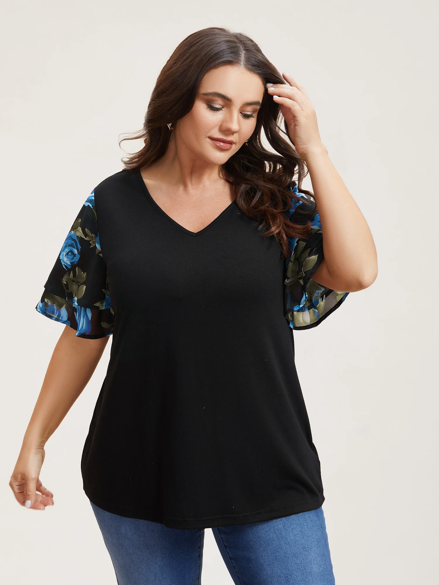 Stretchy Floral Lotus Sleeve V-Neck T-Shirt - Image 9