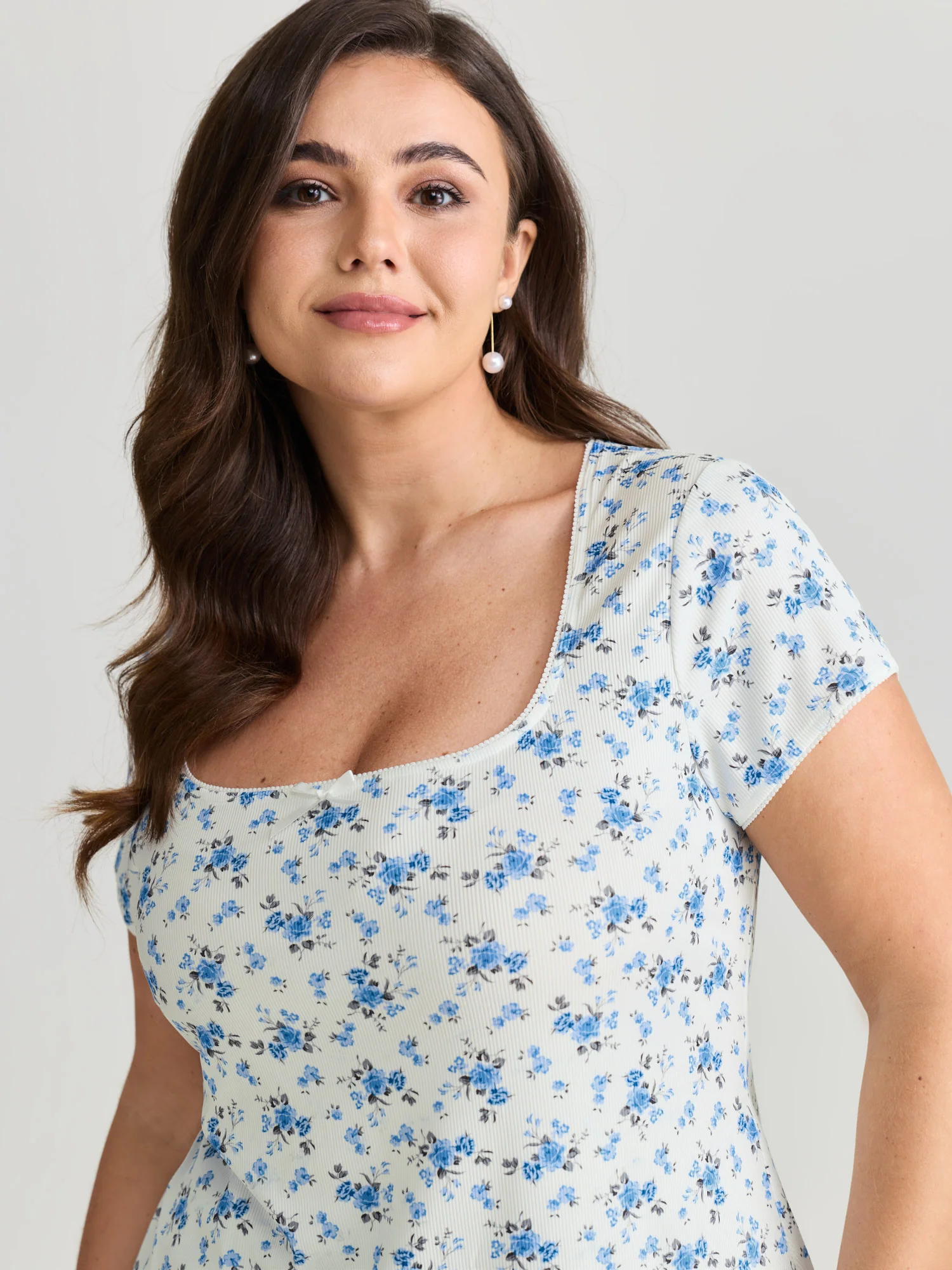Stretchy Floral Print Curvy Hem T-Shirt - Image 2