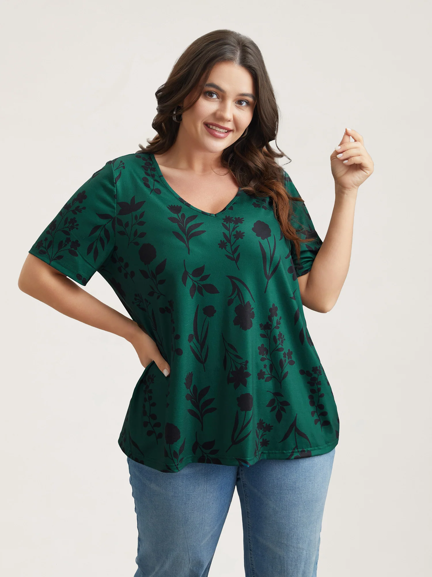 Stretchy Floral Print V-Neck T-Shirt - Image 3