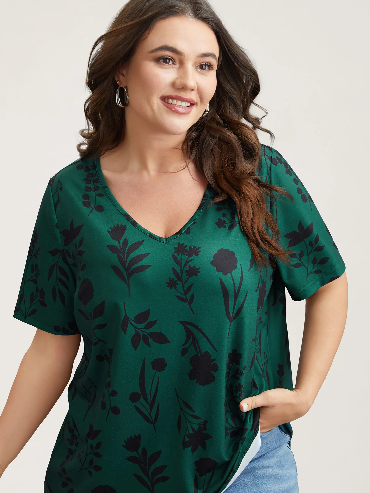 Stretchy Floral Print V-Neck T-Shirt - Image 6