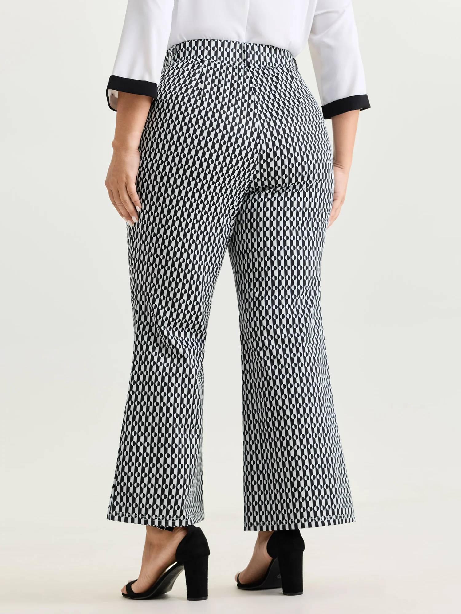Stretchy Geometric Print Pull-On Pants - Image 6