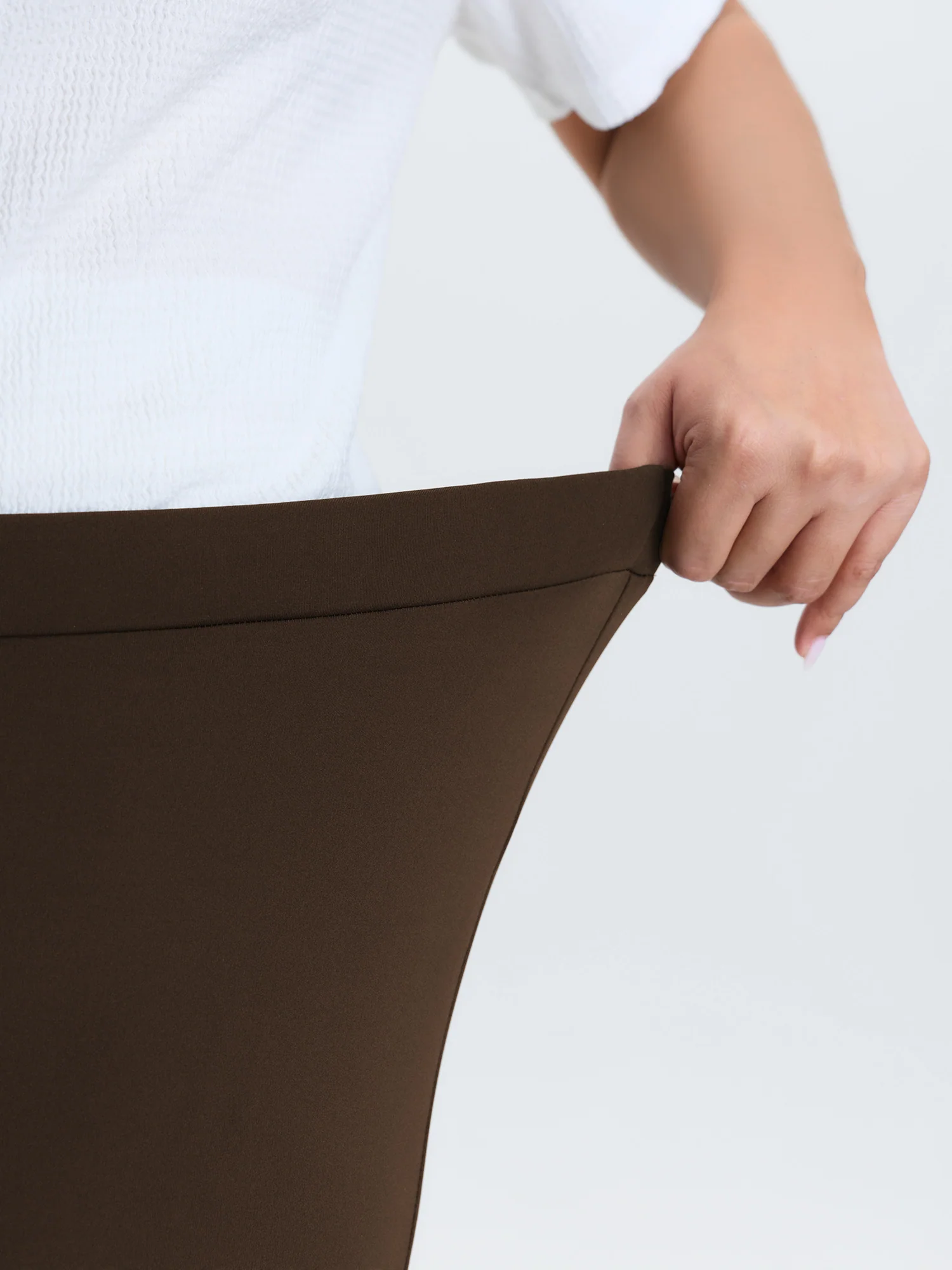 Stretchy Hem Ties Capri Jogger Leggings - Image 11